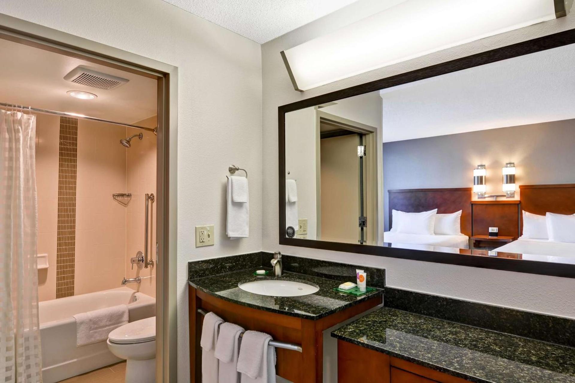 Hyatt Place Memphis Wolfchase photo 16