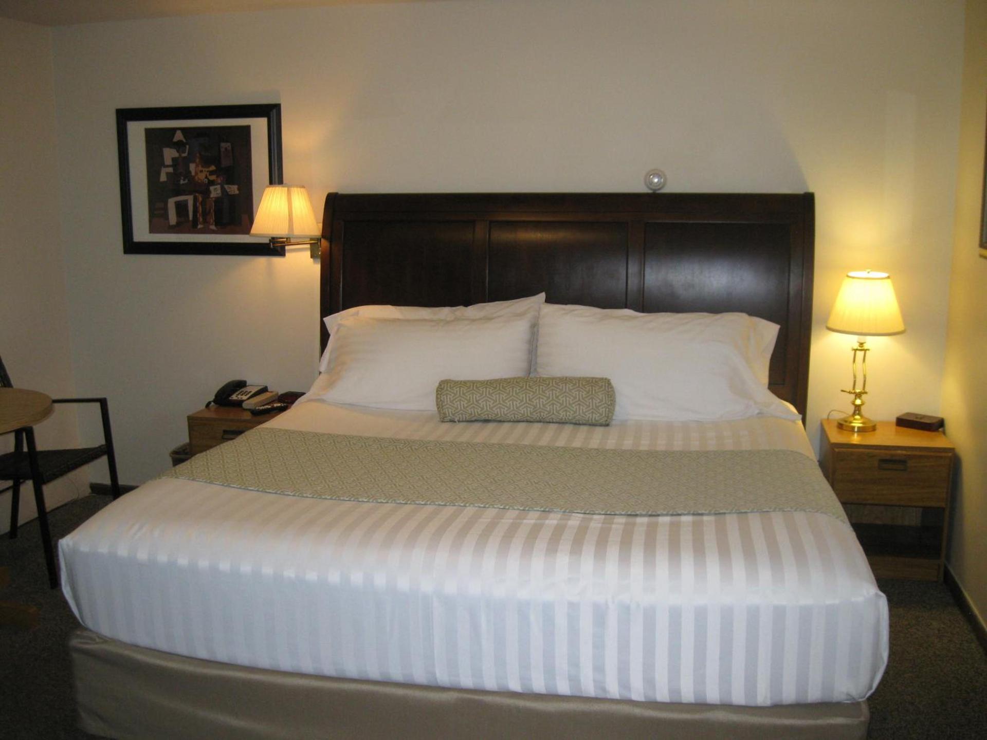 Boyne City Motel photo 9