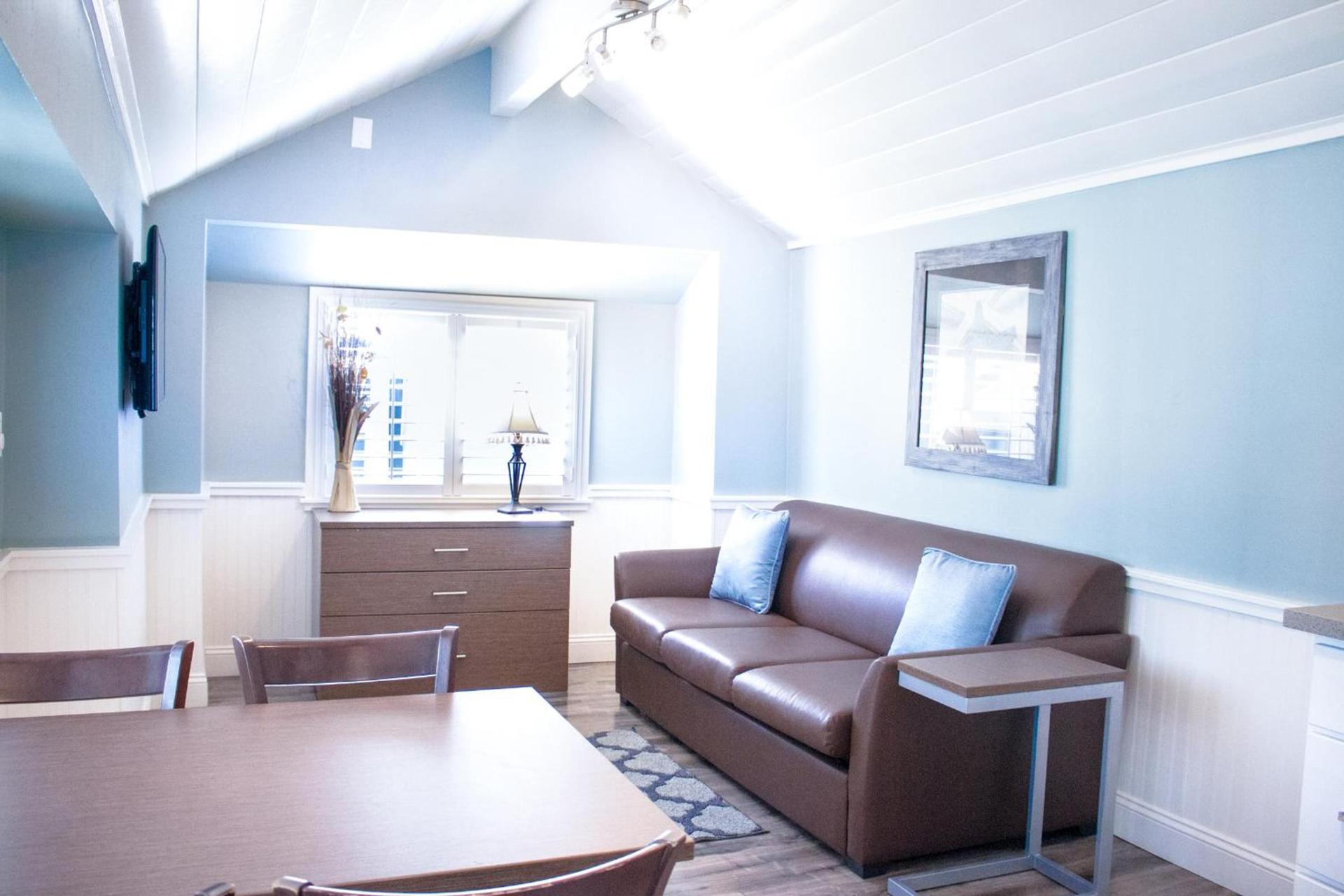 Ocean Echo Inn & Beach Cottages photo 65