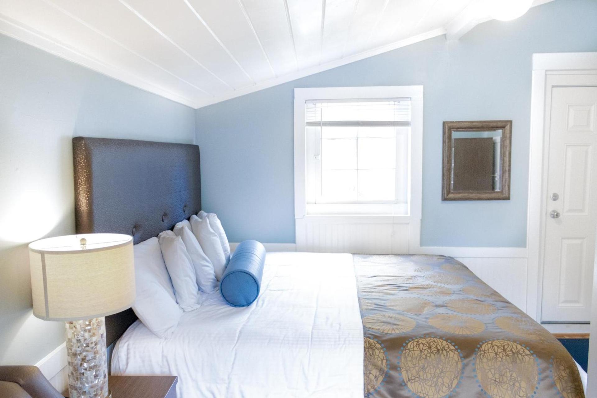 Ocean Echo Inn & Beach Cottages photo 55