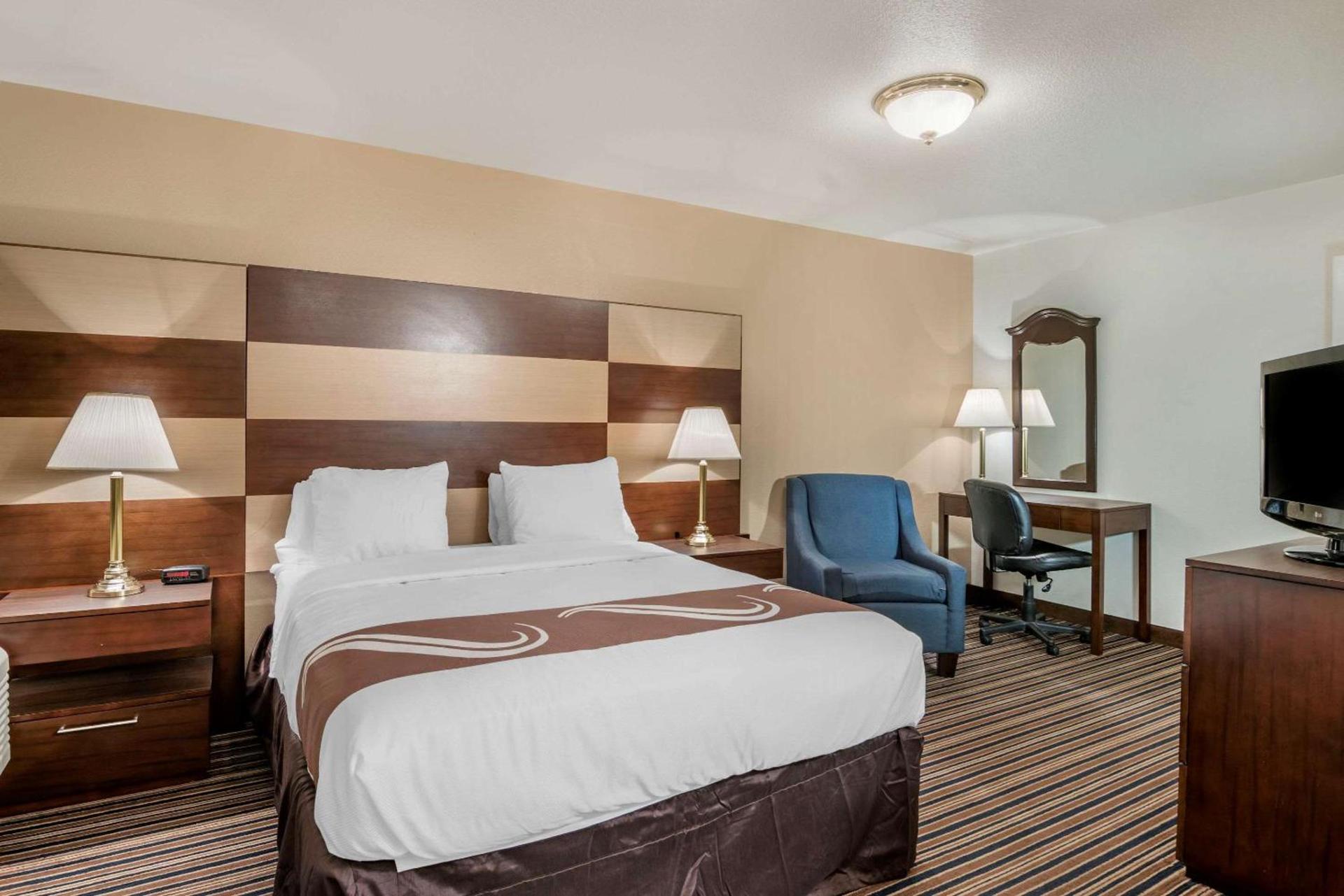 Quality Inn Central Roseburg photo 3