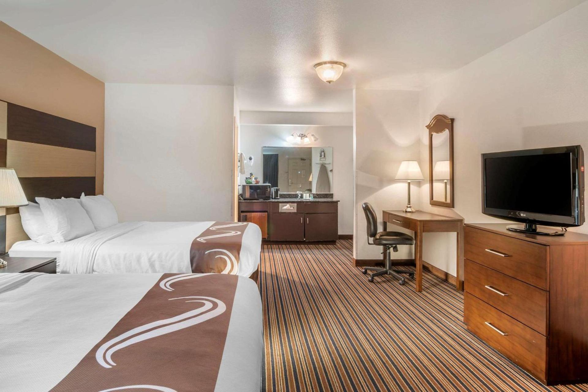 Quality Inn Central Roseburg photo 12