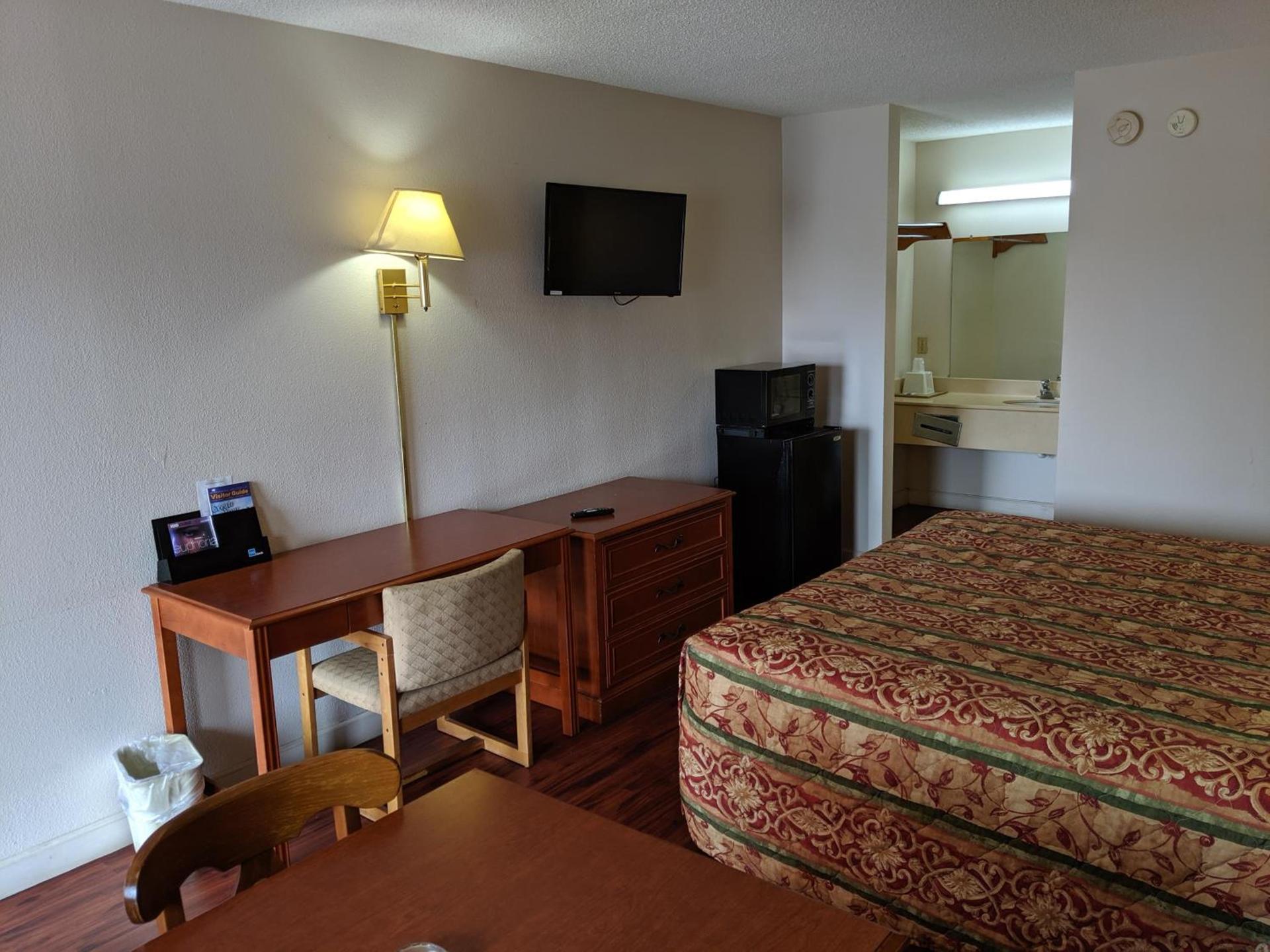 Economy Inn Express photo 5