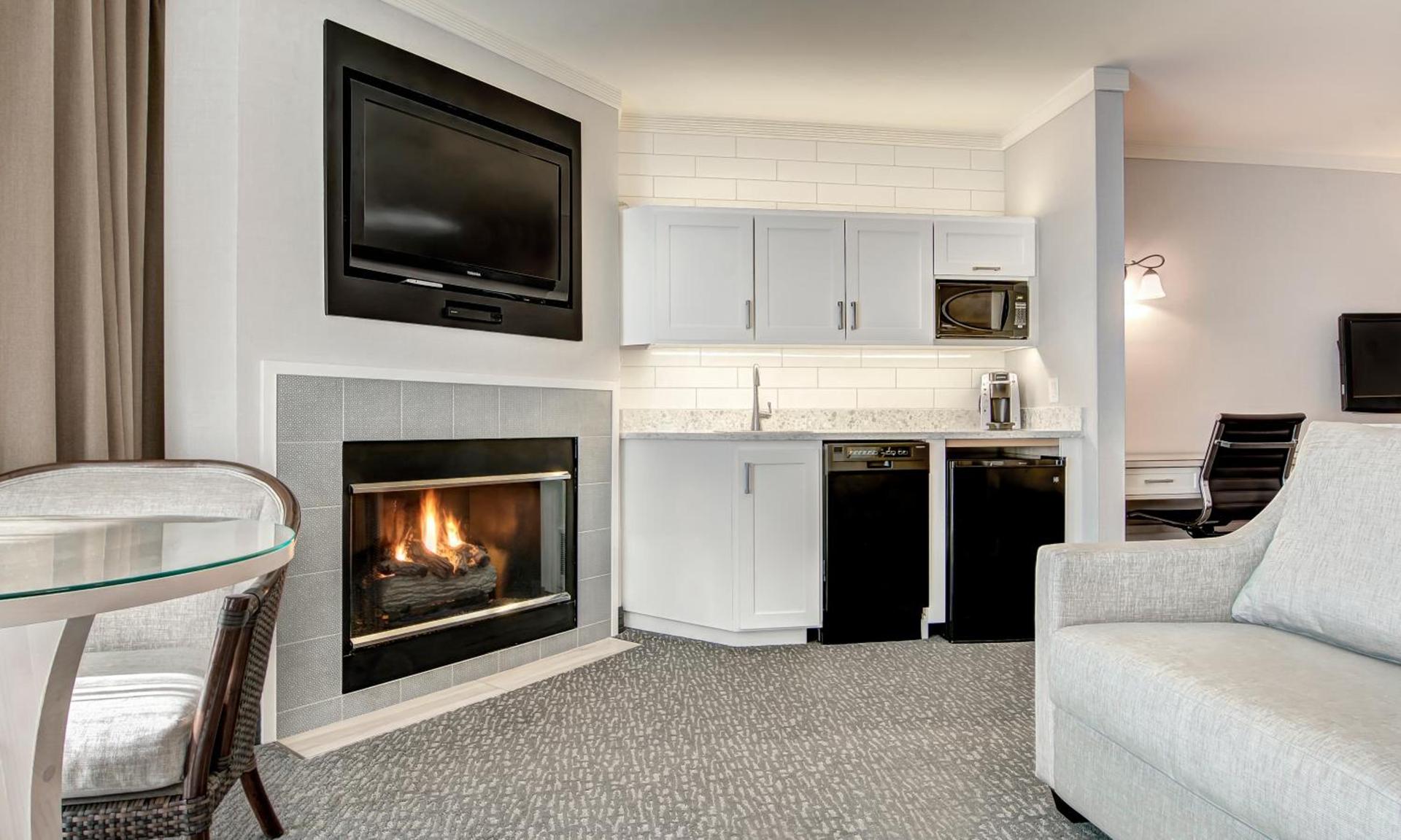 Hallmark Resort - Newport photo 89