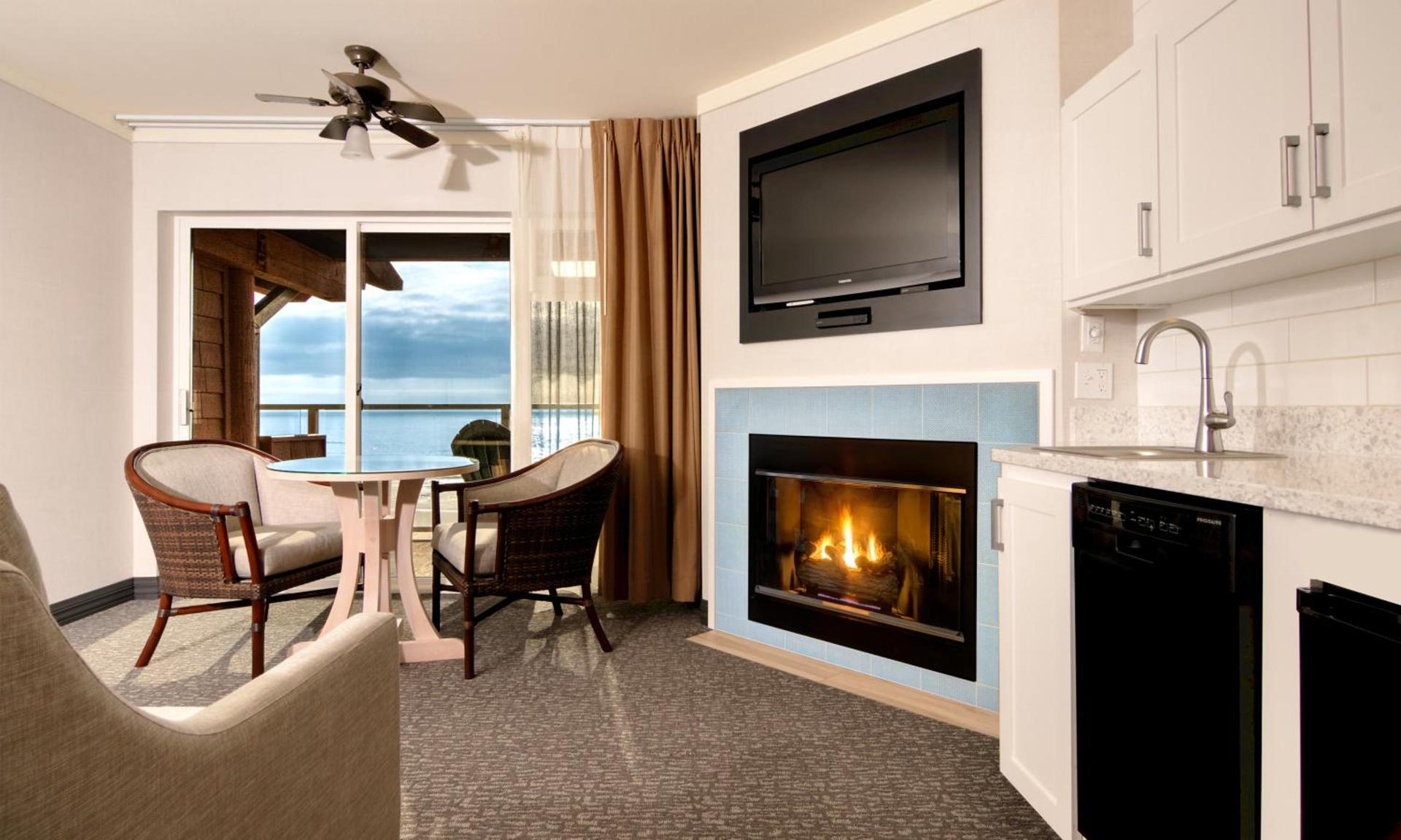 Hallmark Resort - Newport photo 30