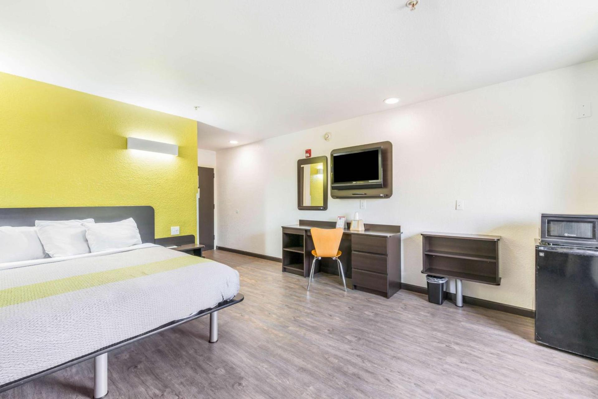 Motel 6-Gastonia Charlotte I-85 photo 11