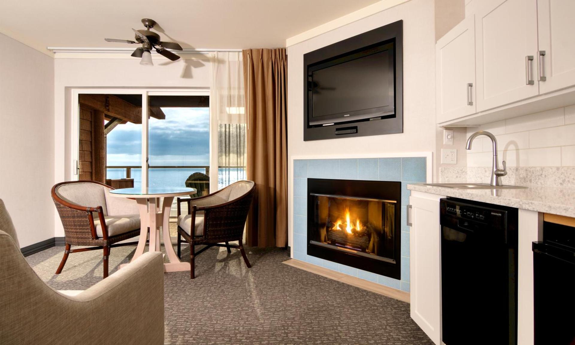 Hallmark Resort - Newport photo 85