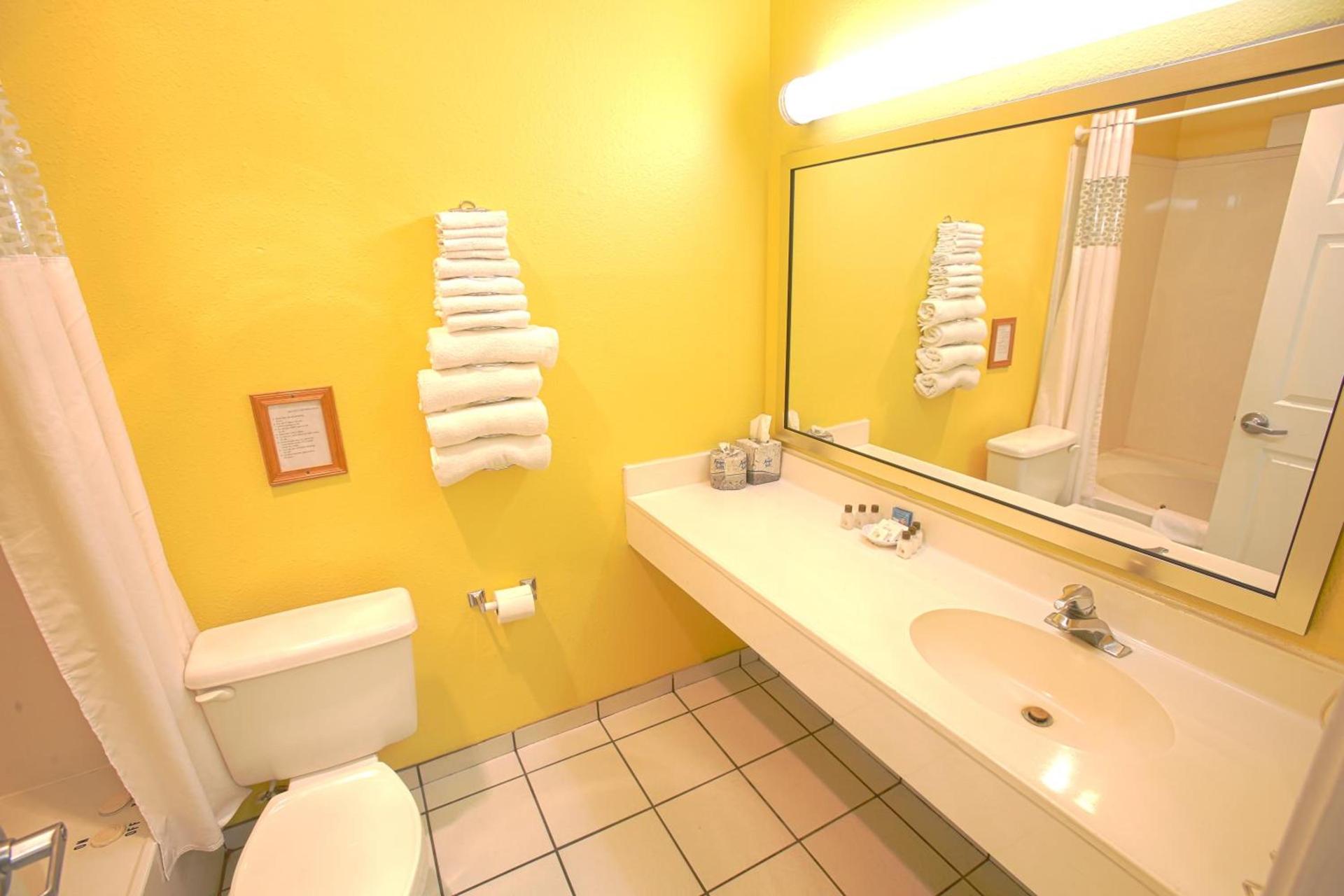 Plantation Suites and Conference Center photo 17