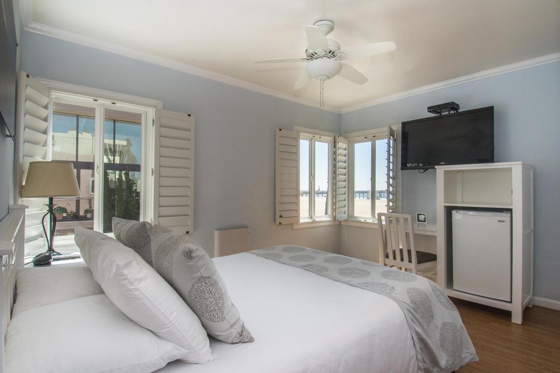 Venice on the Beach Hotel photo 18