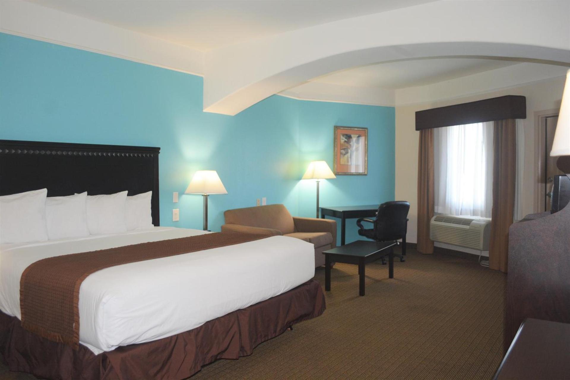 Baymont by Wyndham Galveston photo 28