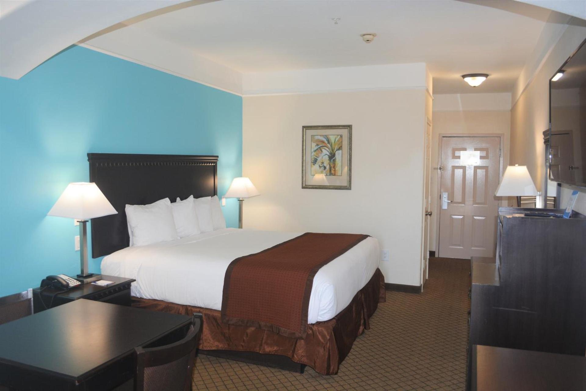 Baymont by Wyndham Galveston photo 21
