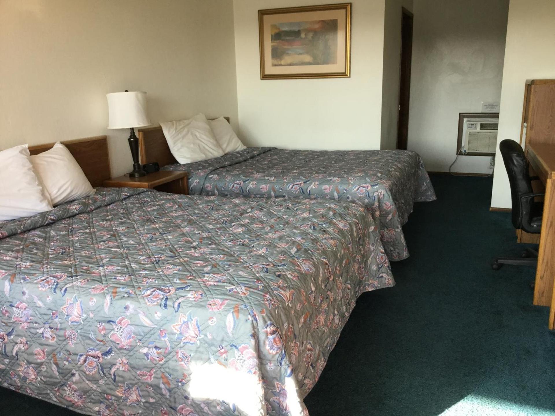 Knights Inn Boardman photo 9