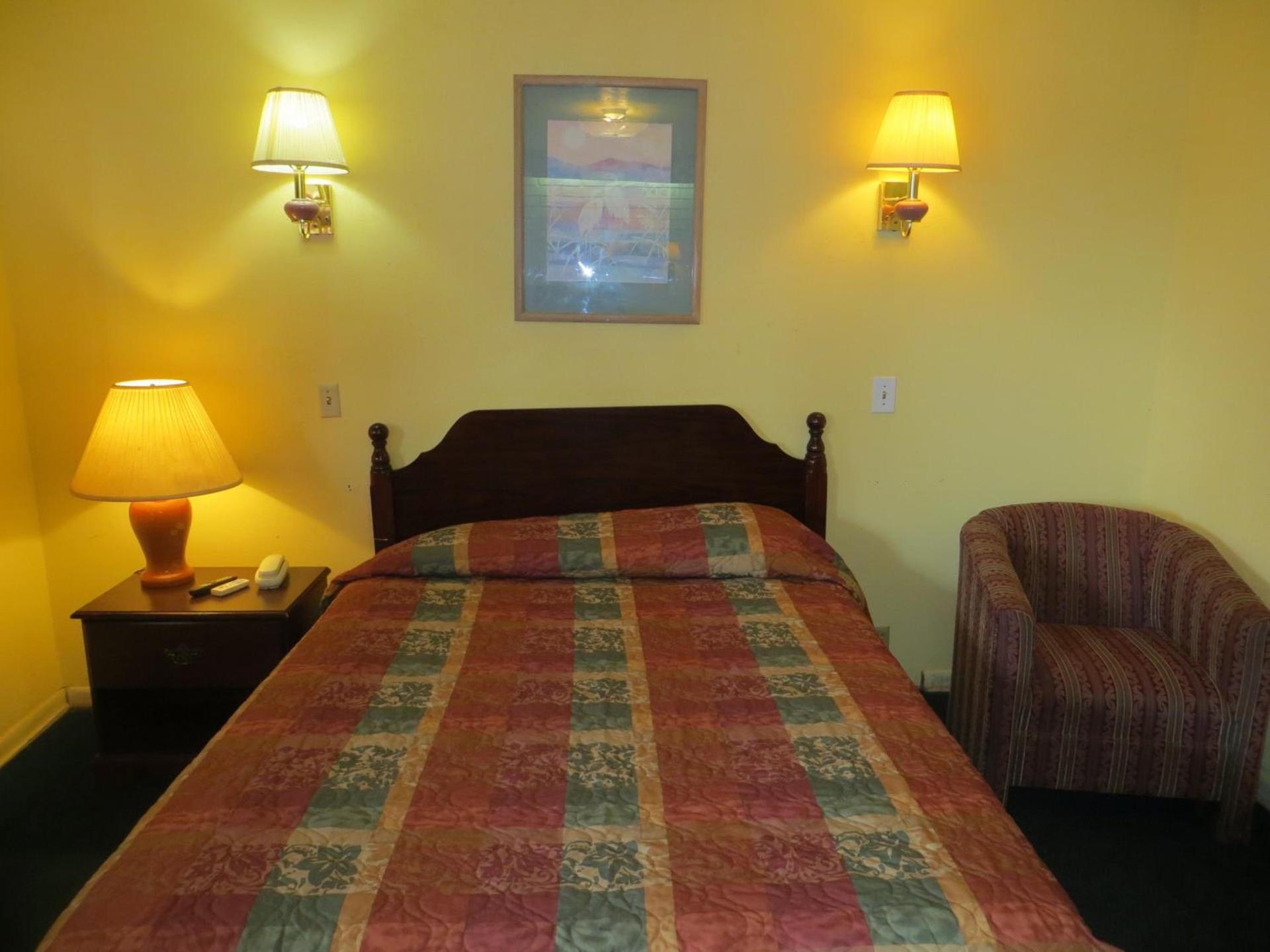 Cottonwood Inn photo 10