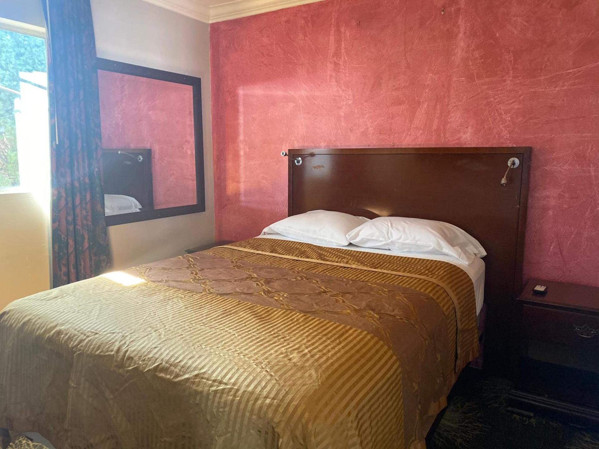 Villa Park Motel photo 44