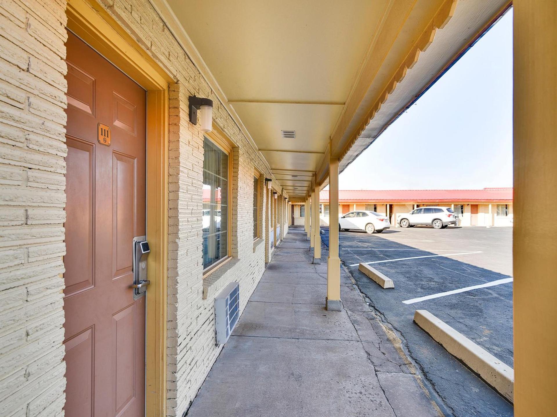 Route 66 Inn photo 9