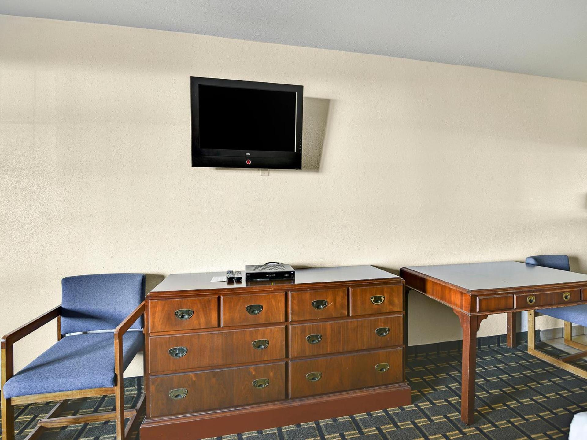 Route 66 Inn photo 13