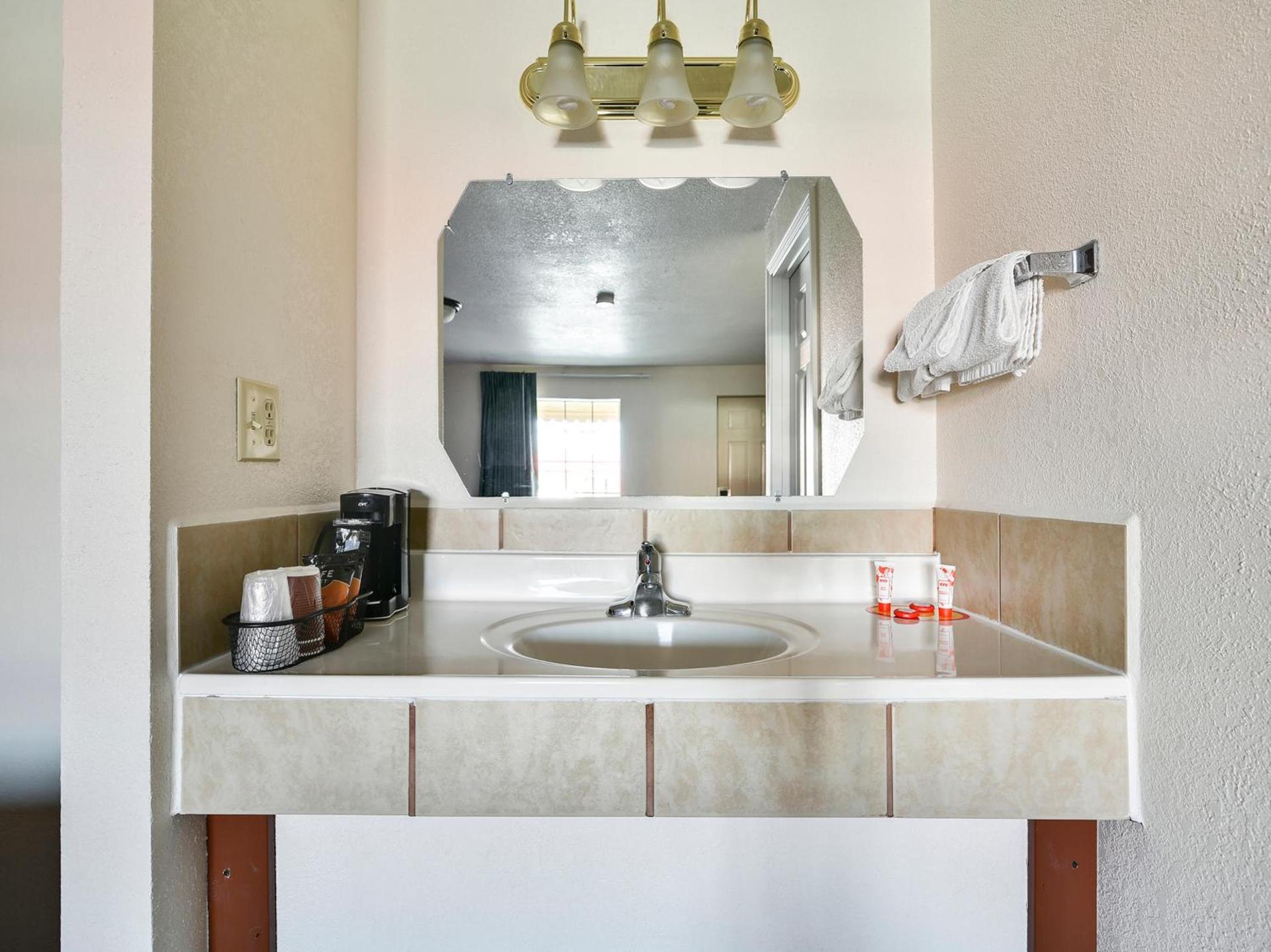 Route 66 Inn photo 5