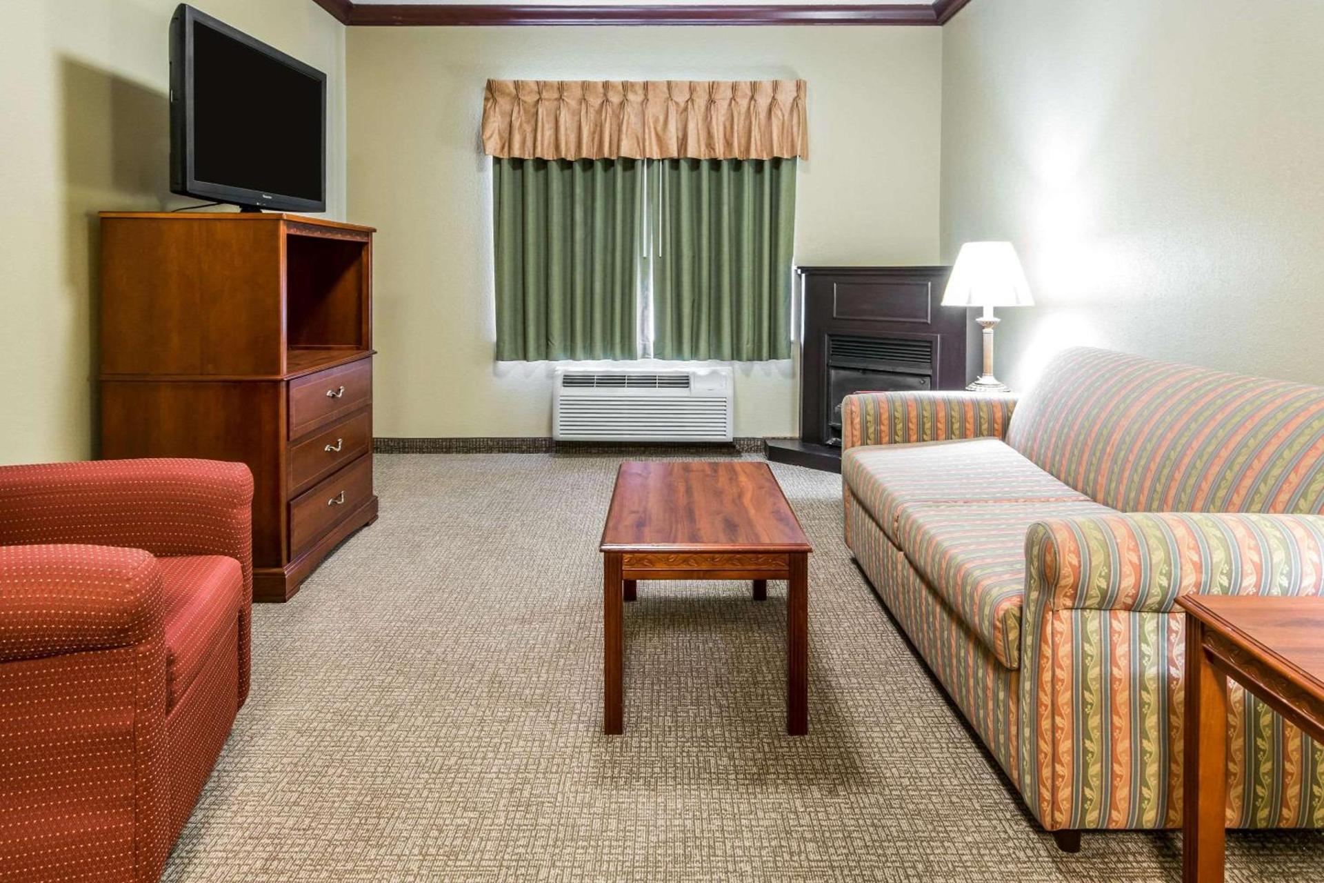 Comfort Suites Owensboro South photo 30
