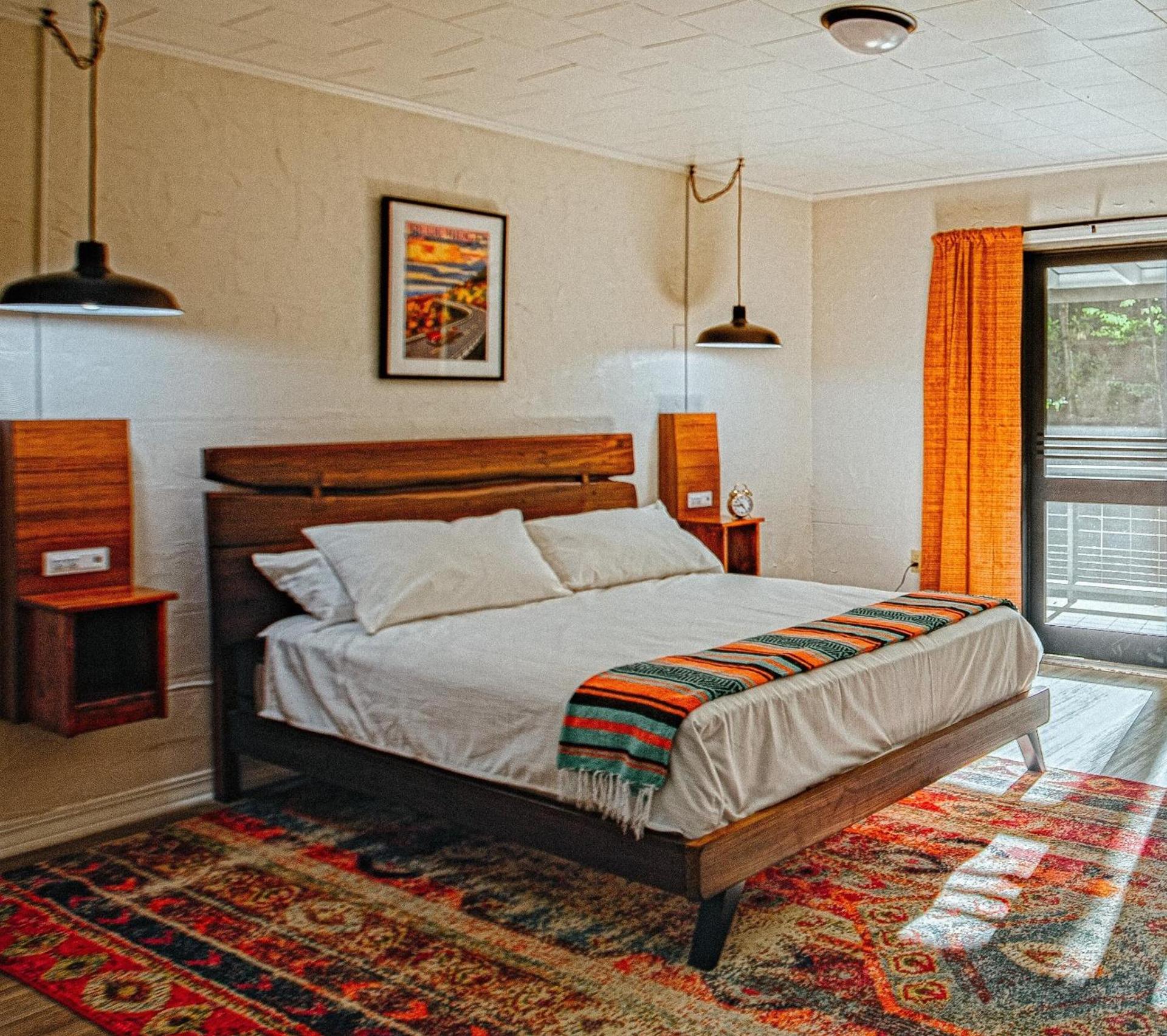 Route 19 Inn photo 25