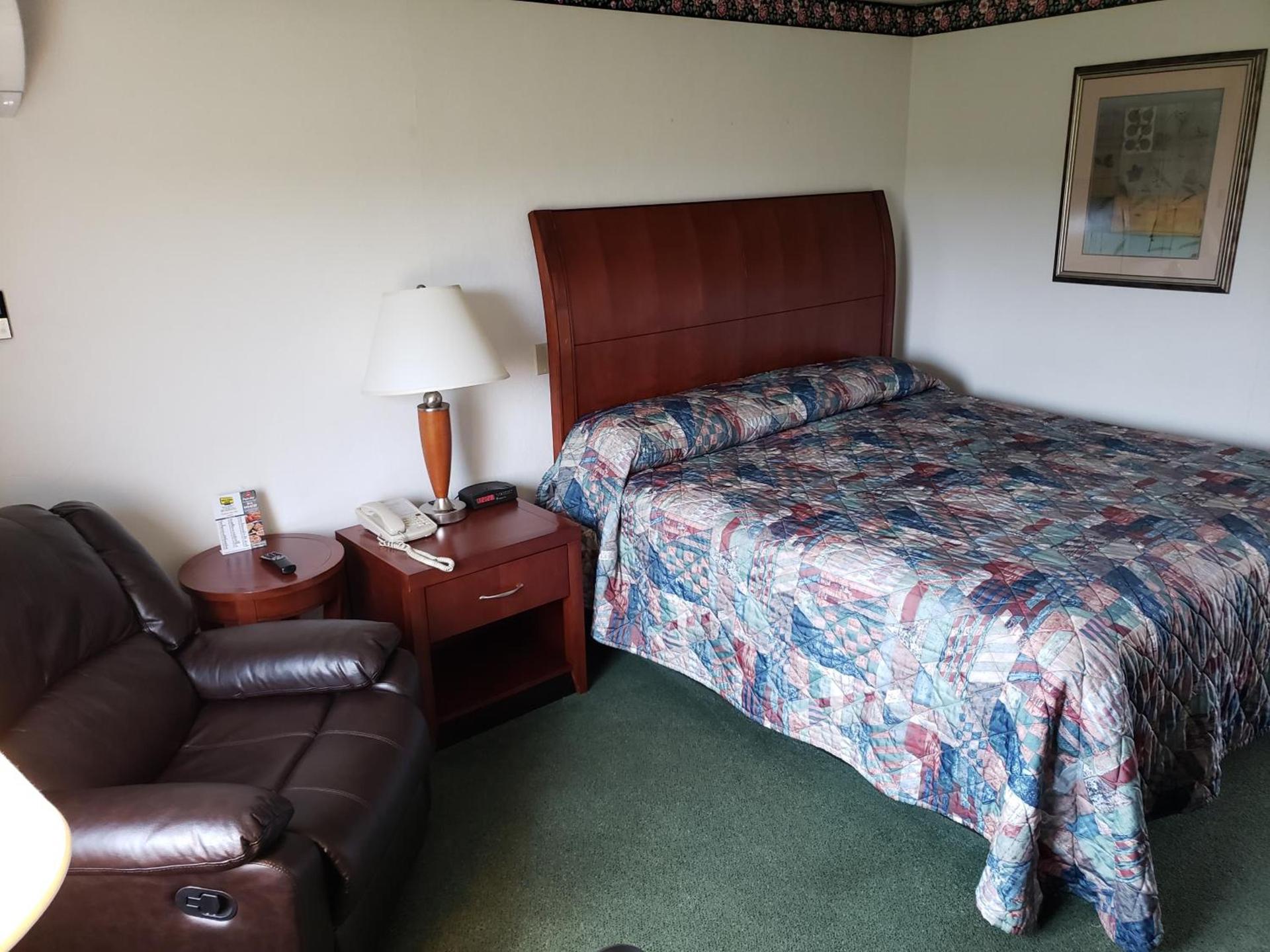 Huntingdon Motor Inn photo 13