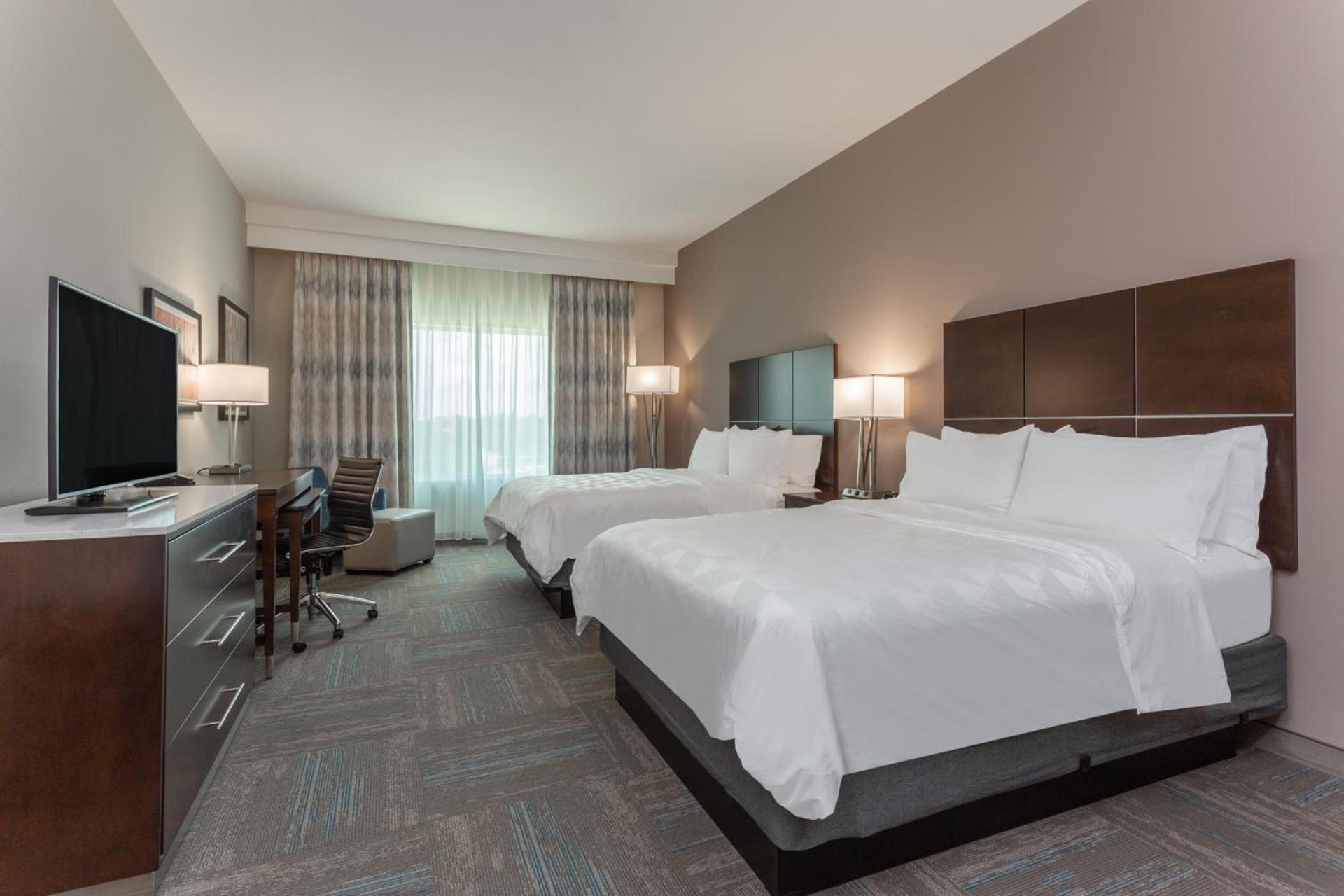 Holiday Inn & Suites - Jefferson City by IHG photo 10
