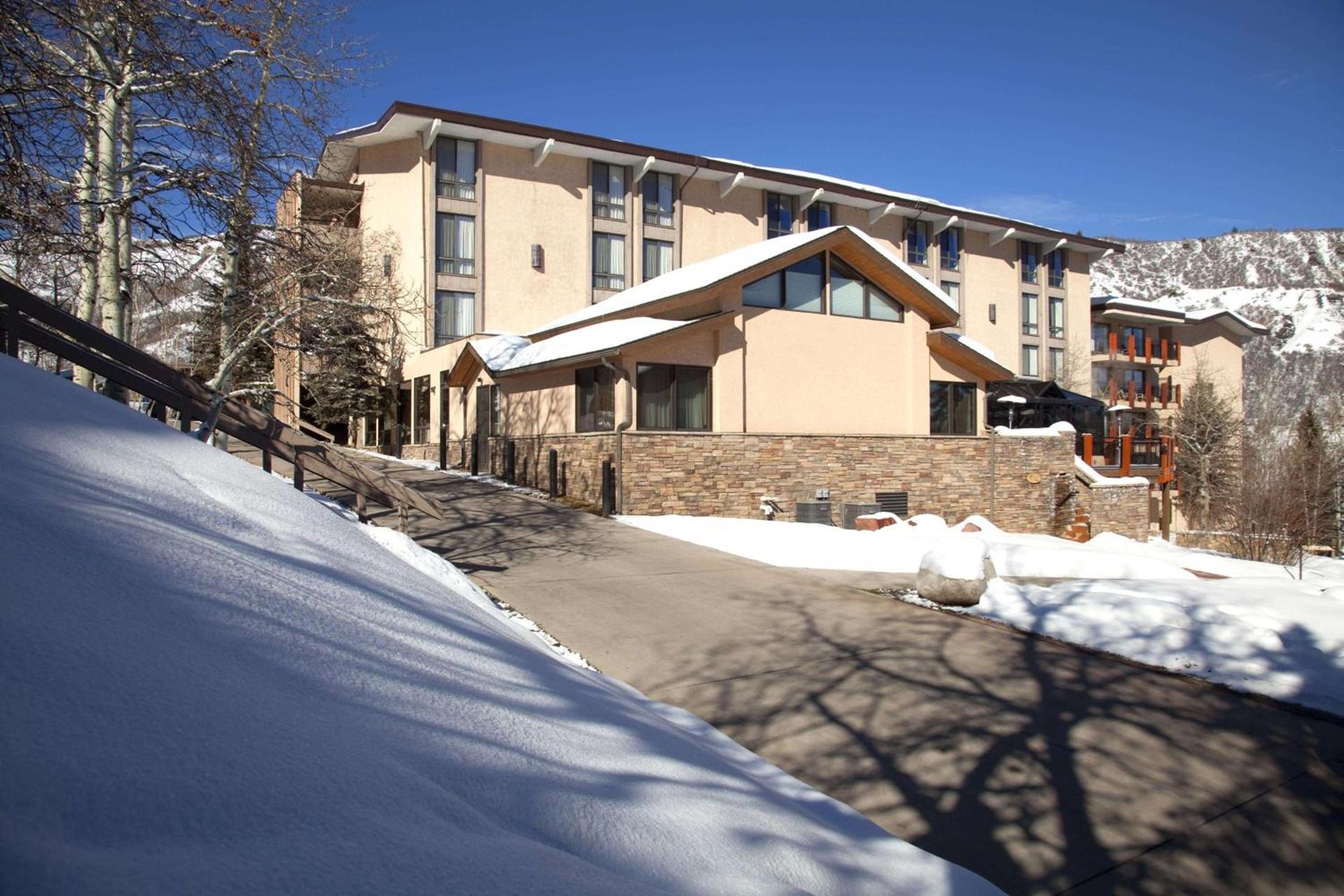 Stonebridge Inn photo 30