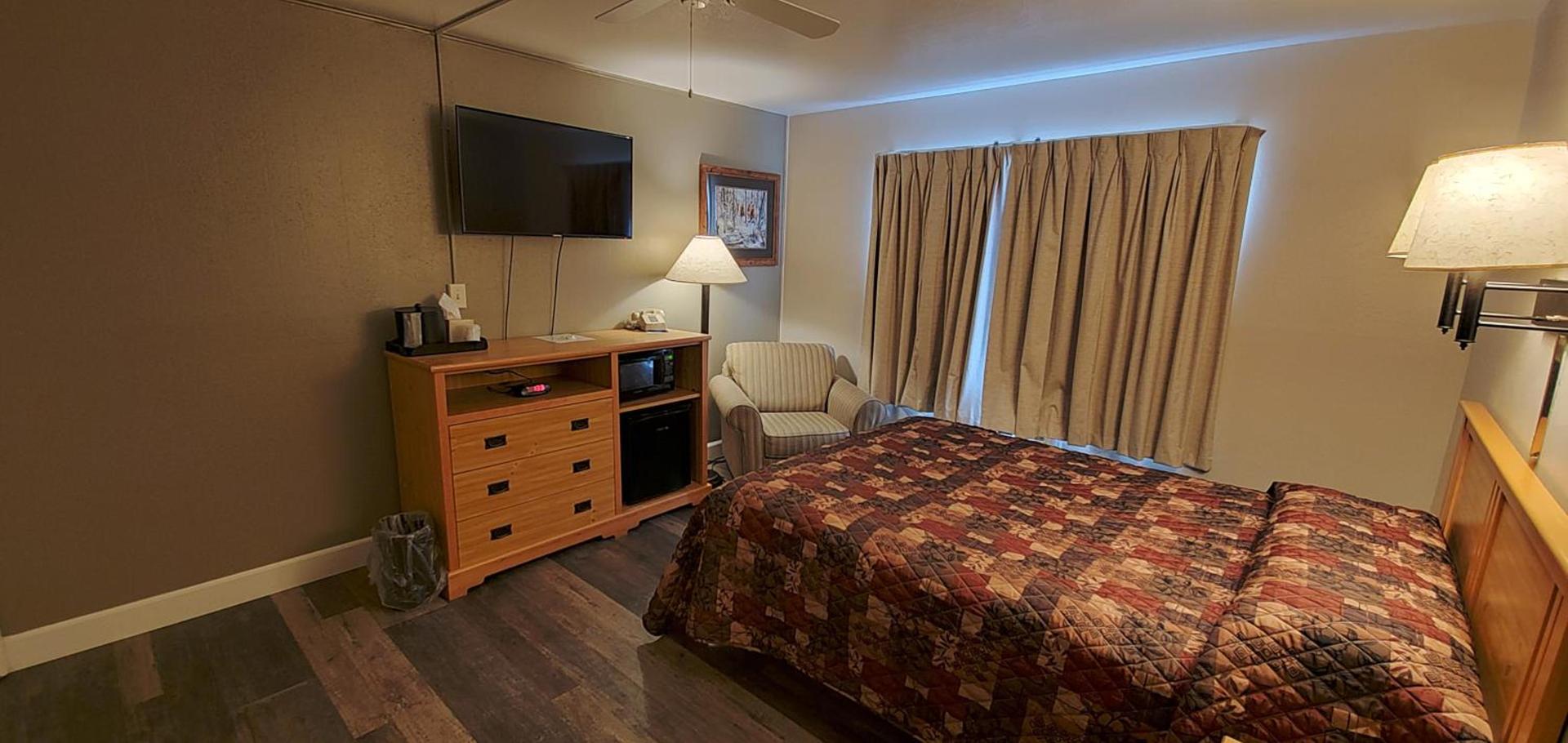 Bridge Street Inn photo 11