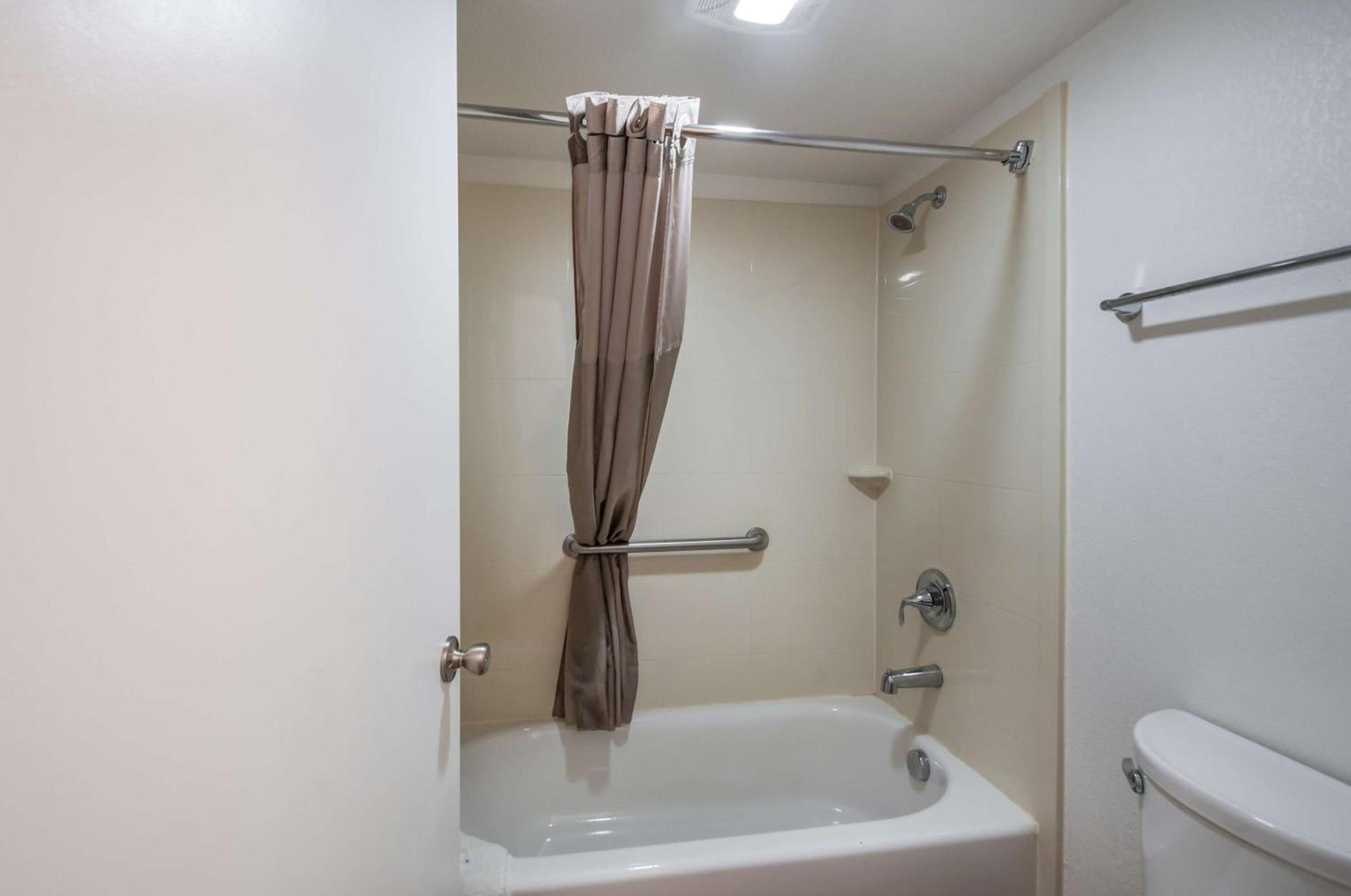 Motel 6-Odenton, MD - Fort Meade photo 11