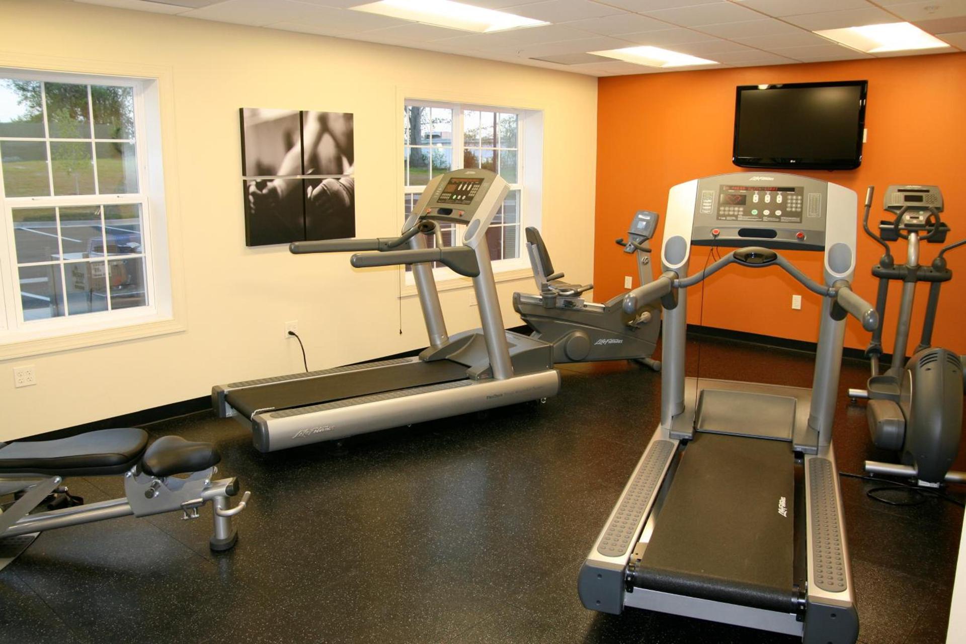 Country Inn & Suites by Radisson, Baltimore North, MD photo 27