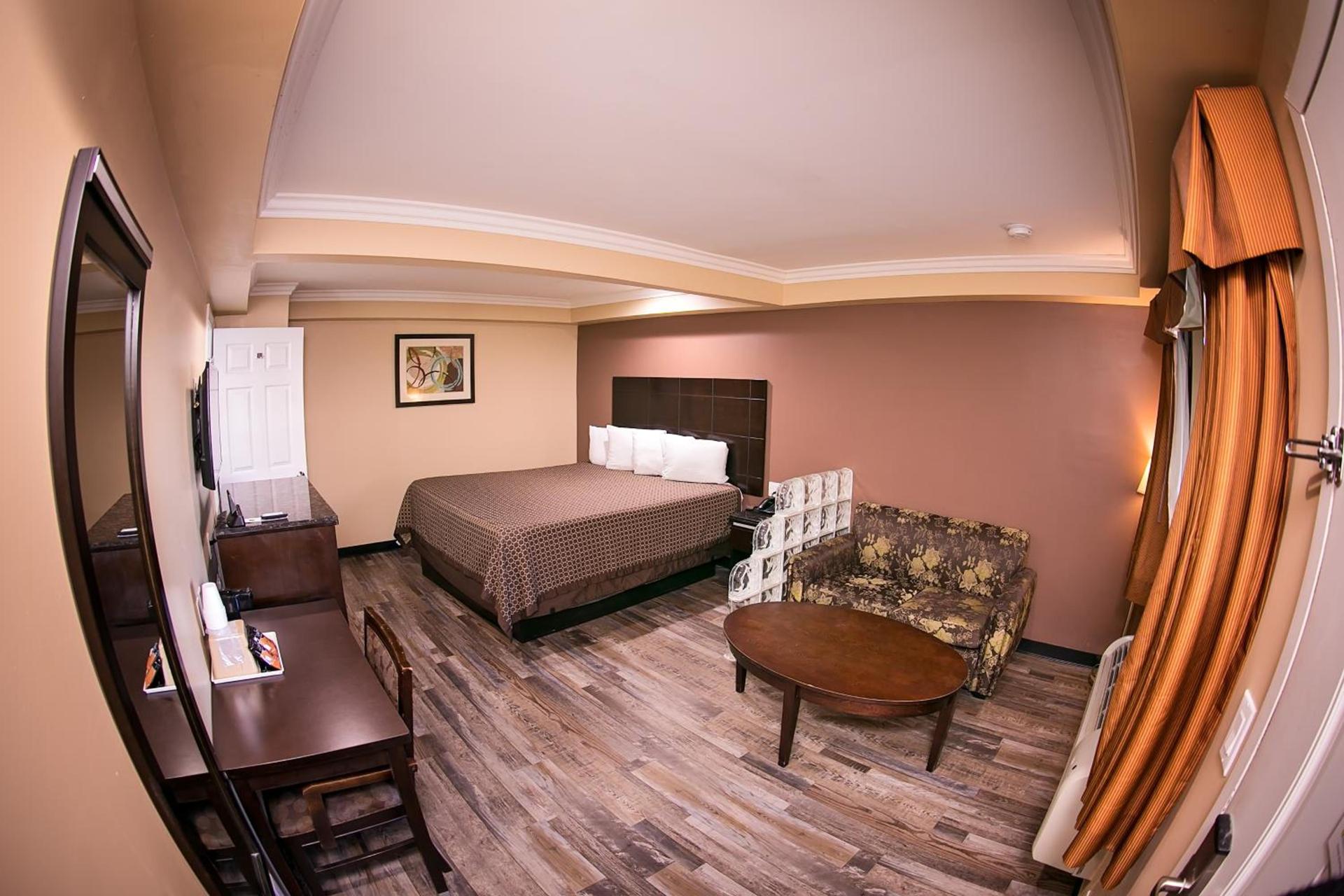 Rodeway Inn & Suites Bellflower photo 49