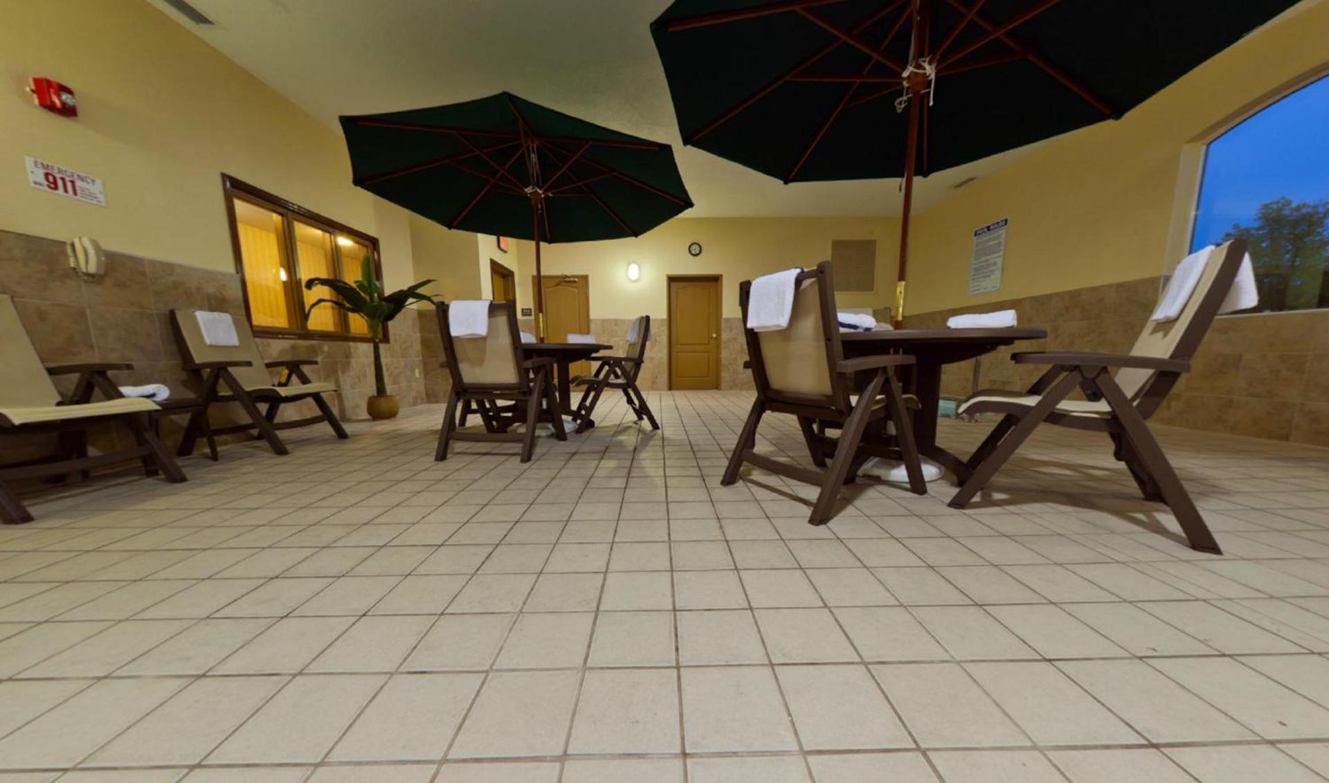 Country Inn & Suites by Radisson, Sioux Falls photo 37