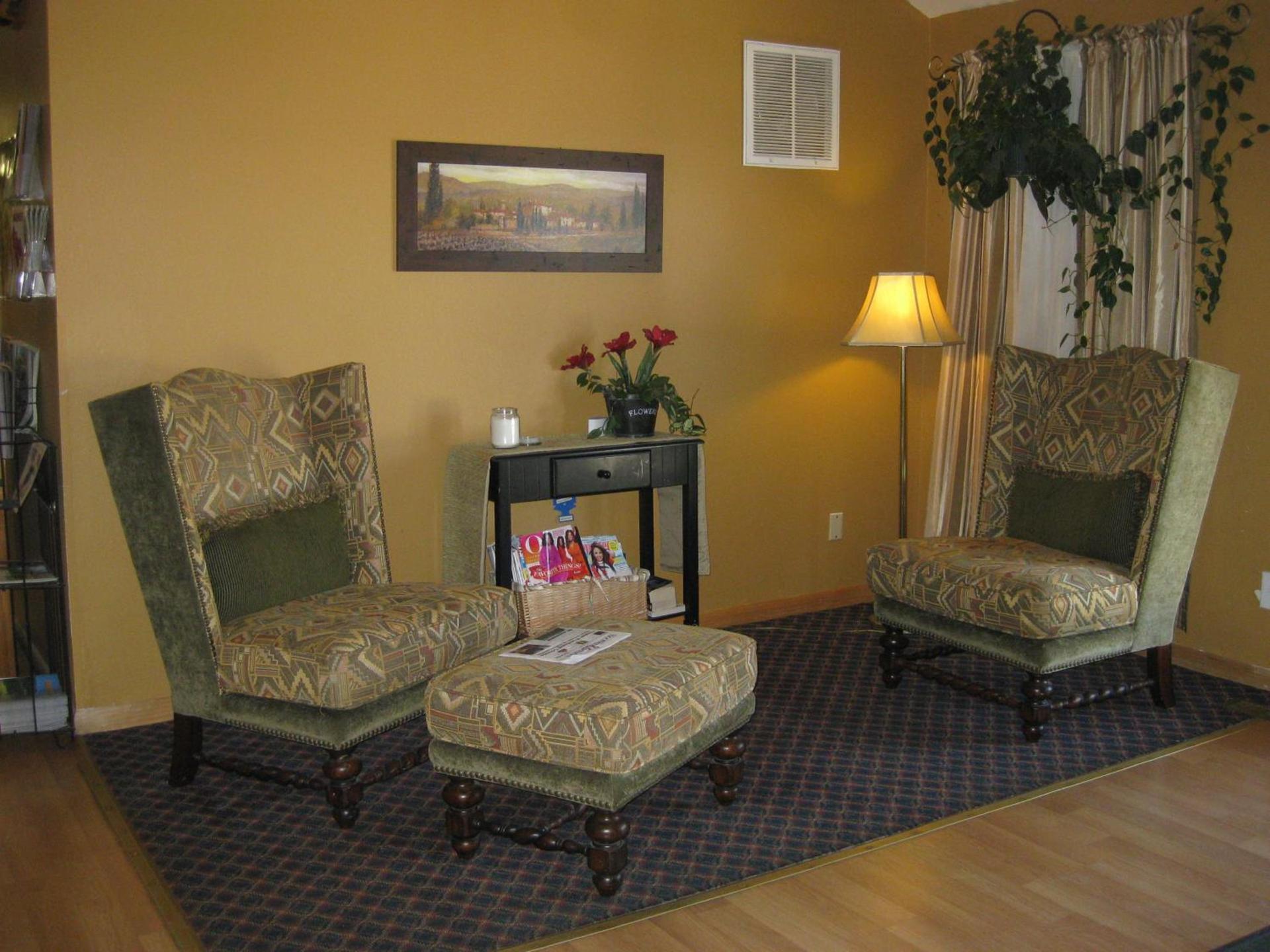 Alpine Inn photo 40