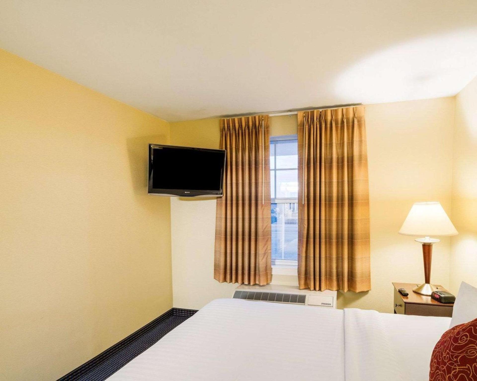 Mainstay Suites Dover photo 17