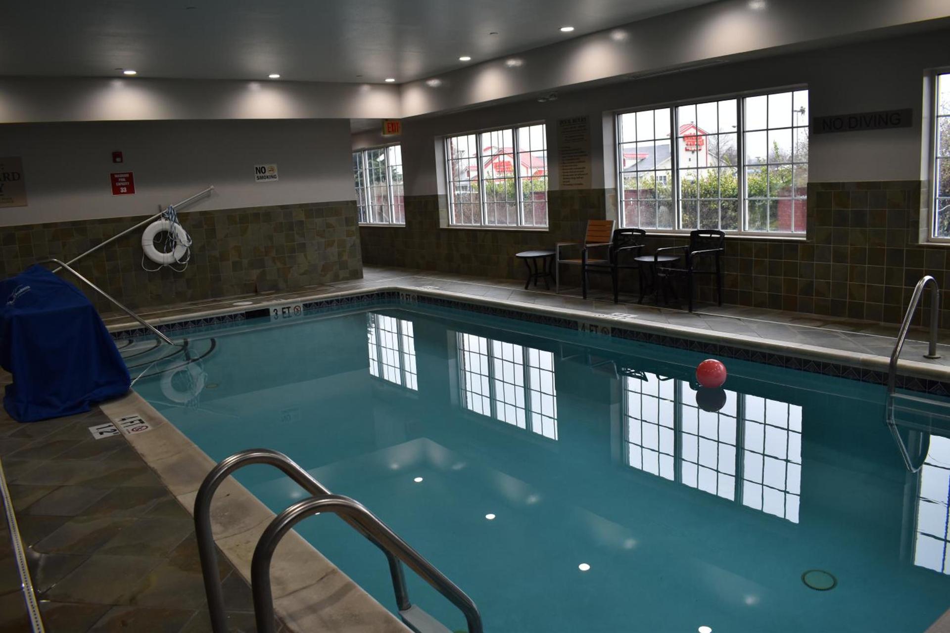Country Inn & Suites by Radisson, Hagerstown, MD photo 8