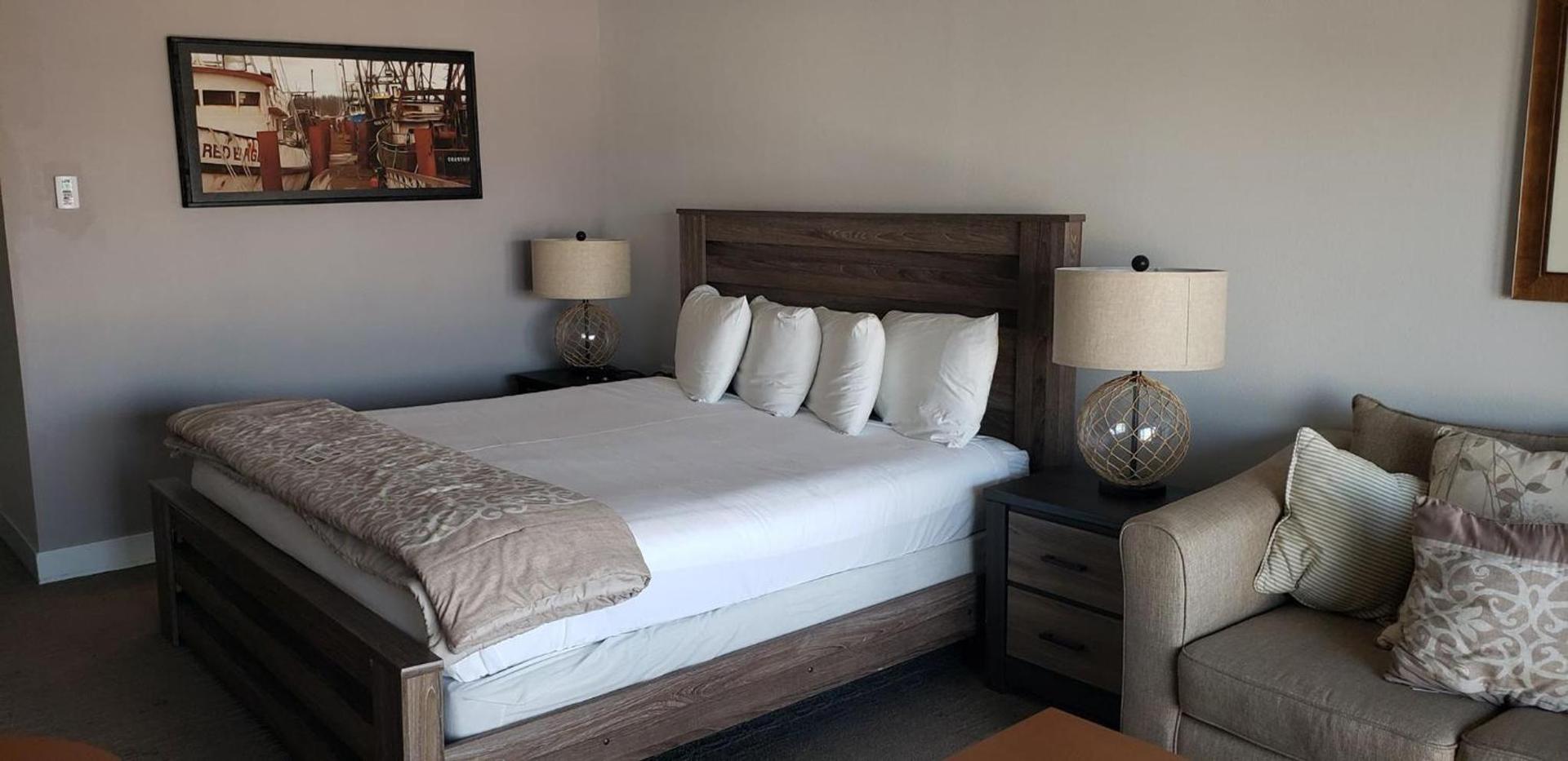 Astoria Riverwalk Inn photo 22