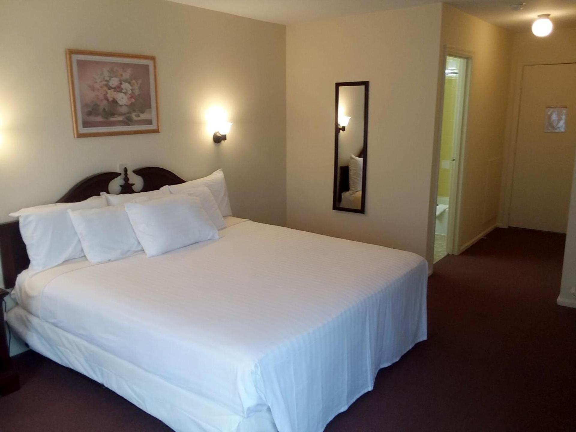 Walton Inn photo 12