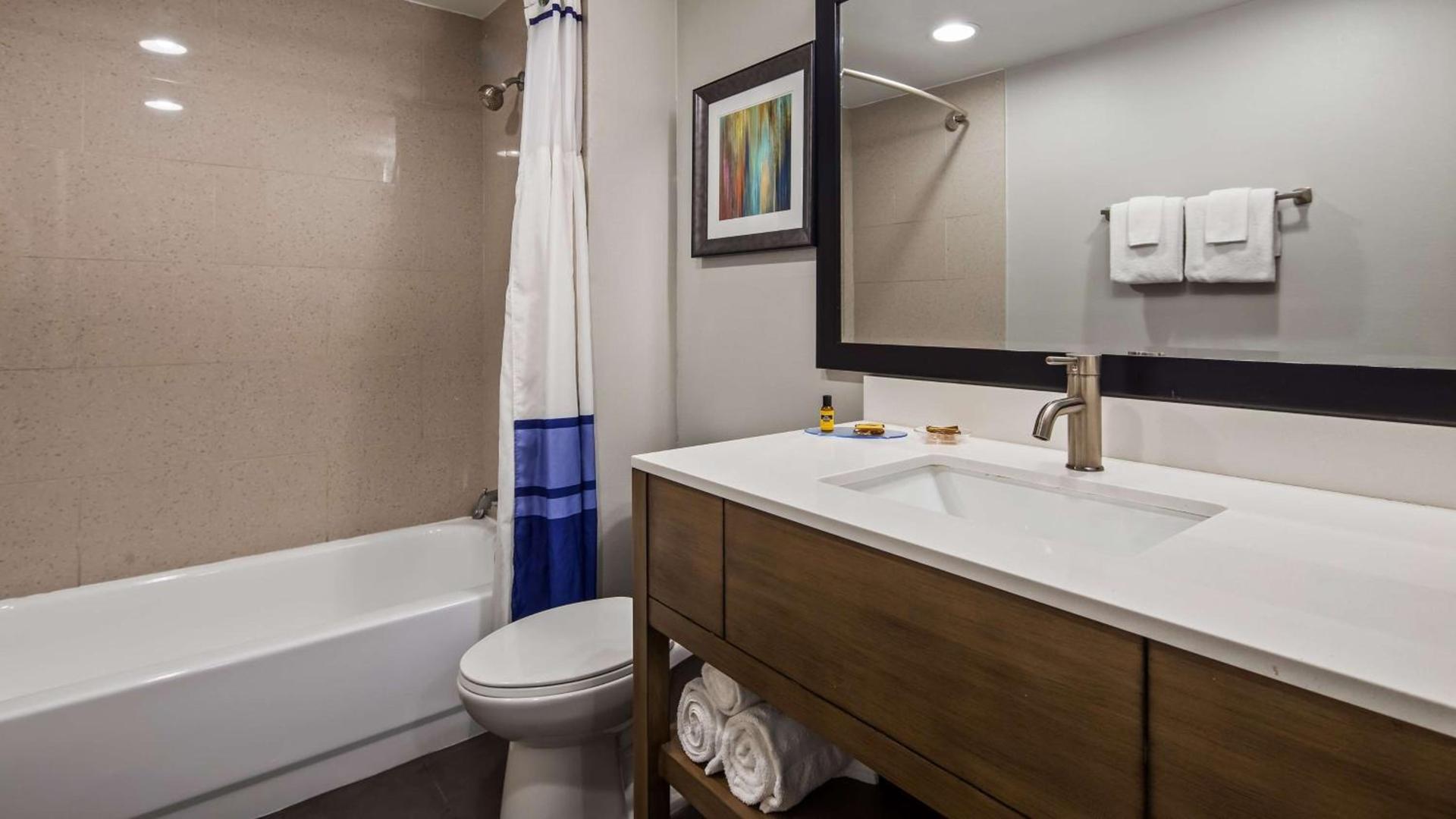 Best Western Plus Downtown North photo 22
