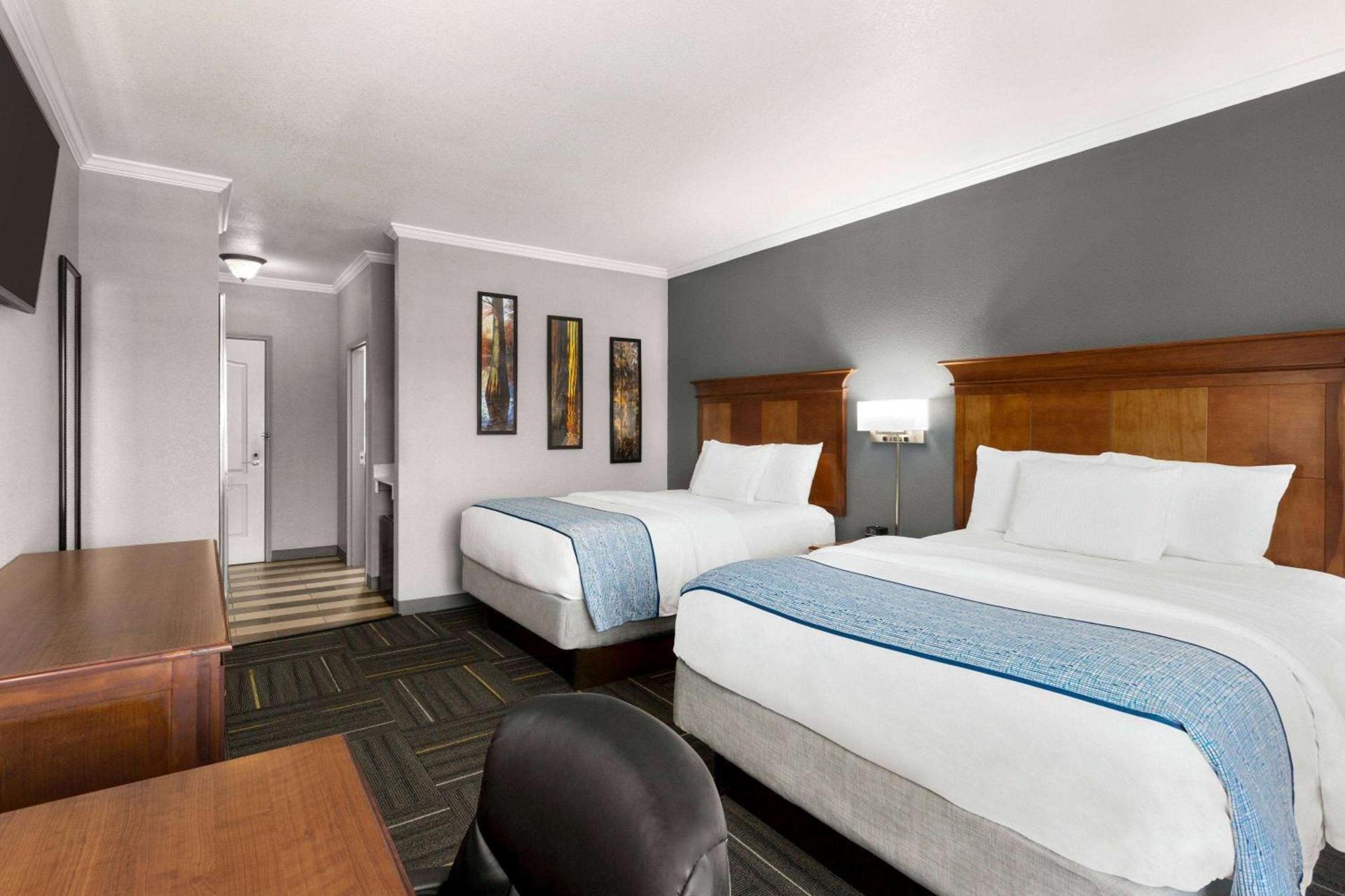 La Quinta by Wyndham Dublin photo 13
