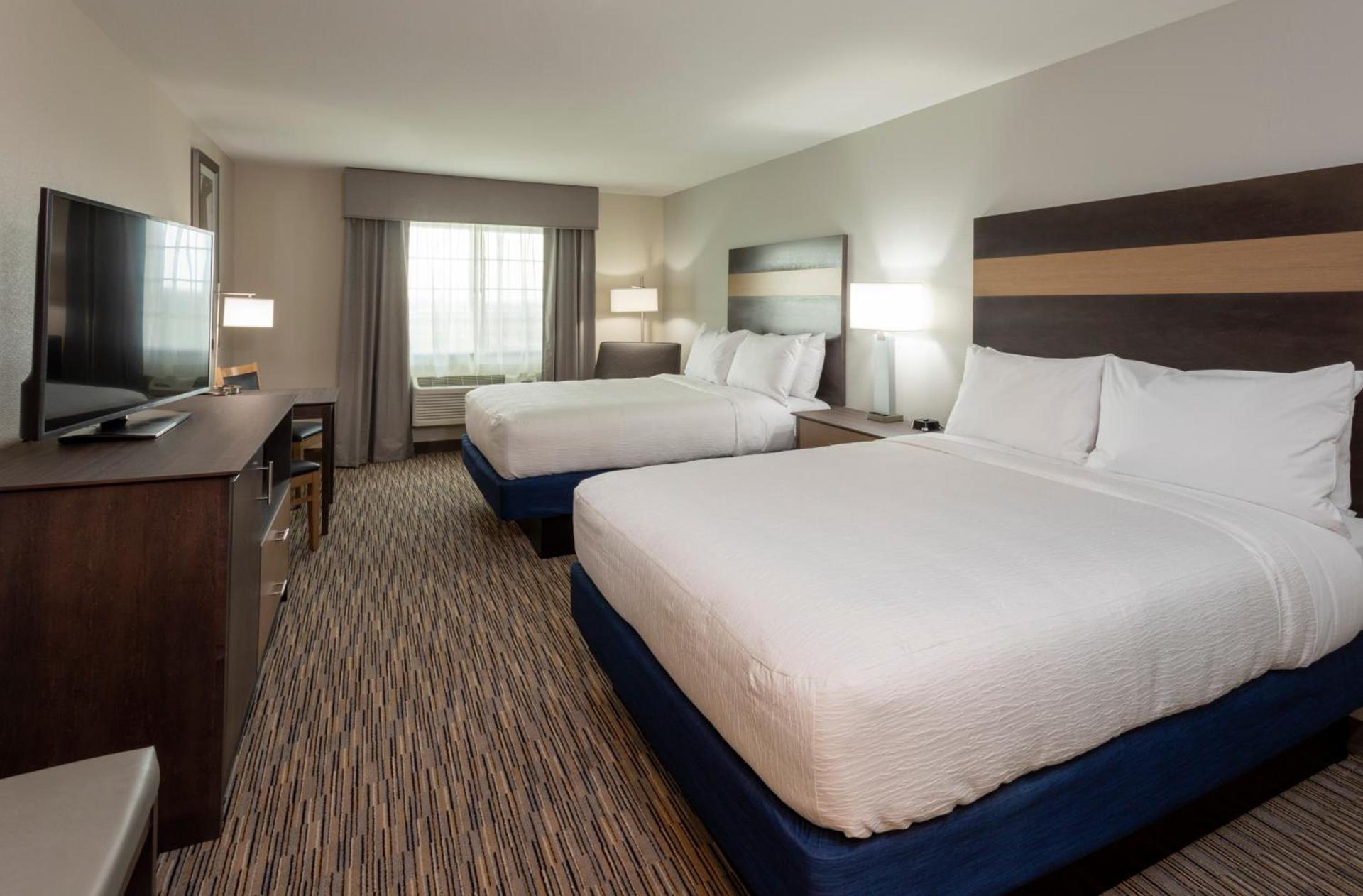 GrandStay Hotel & Suites photo 11