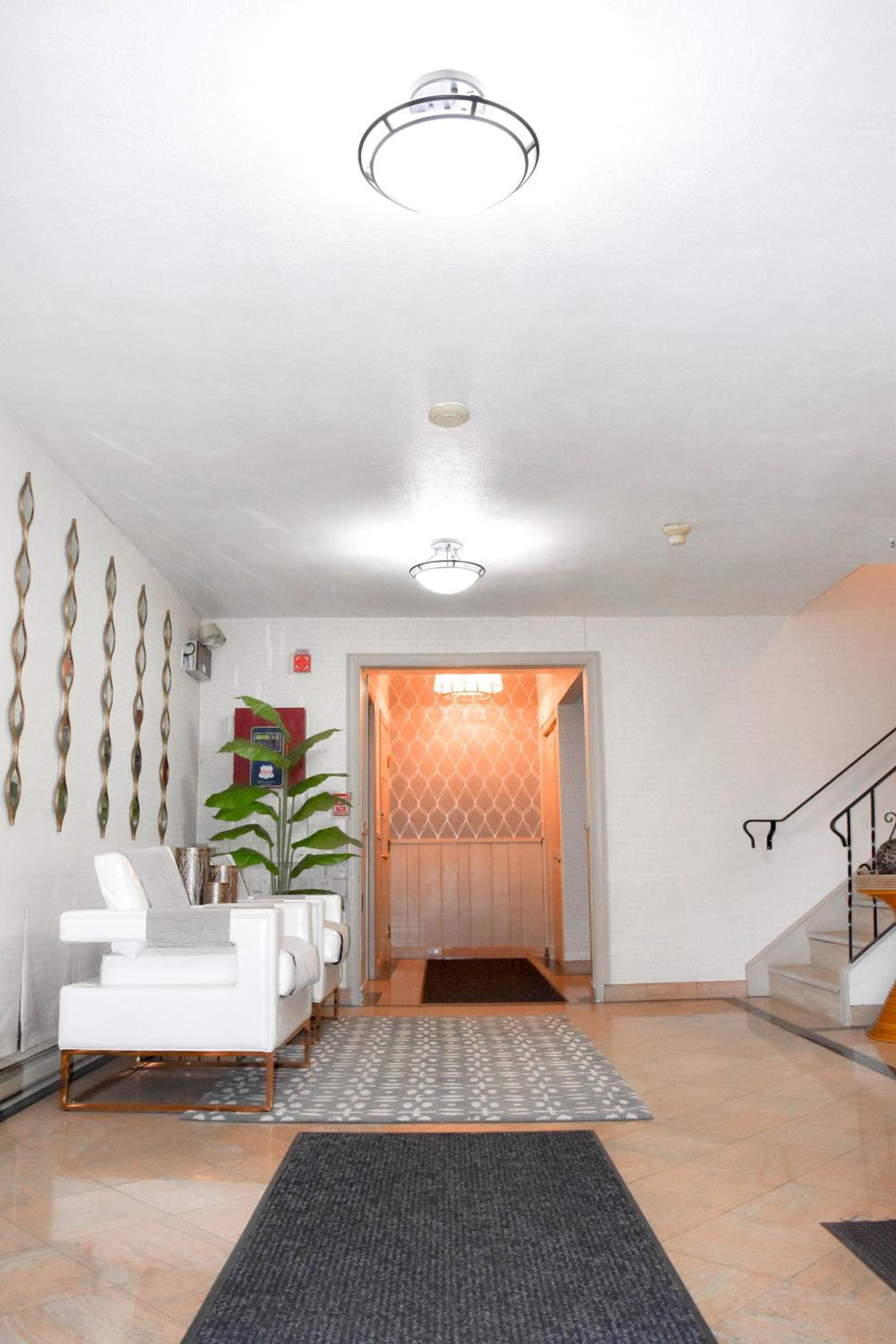 Attleboro Motor Inn photo 16