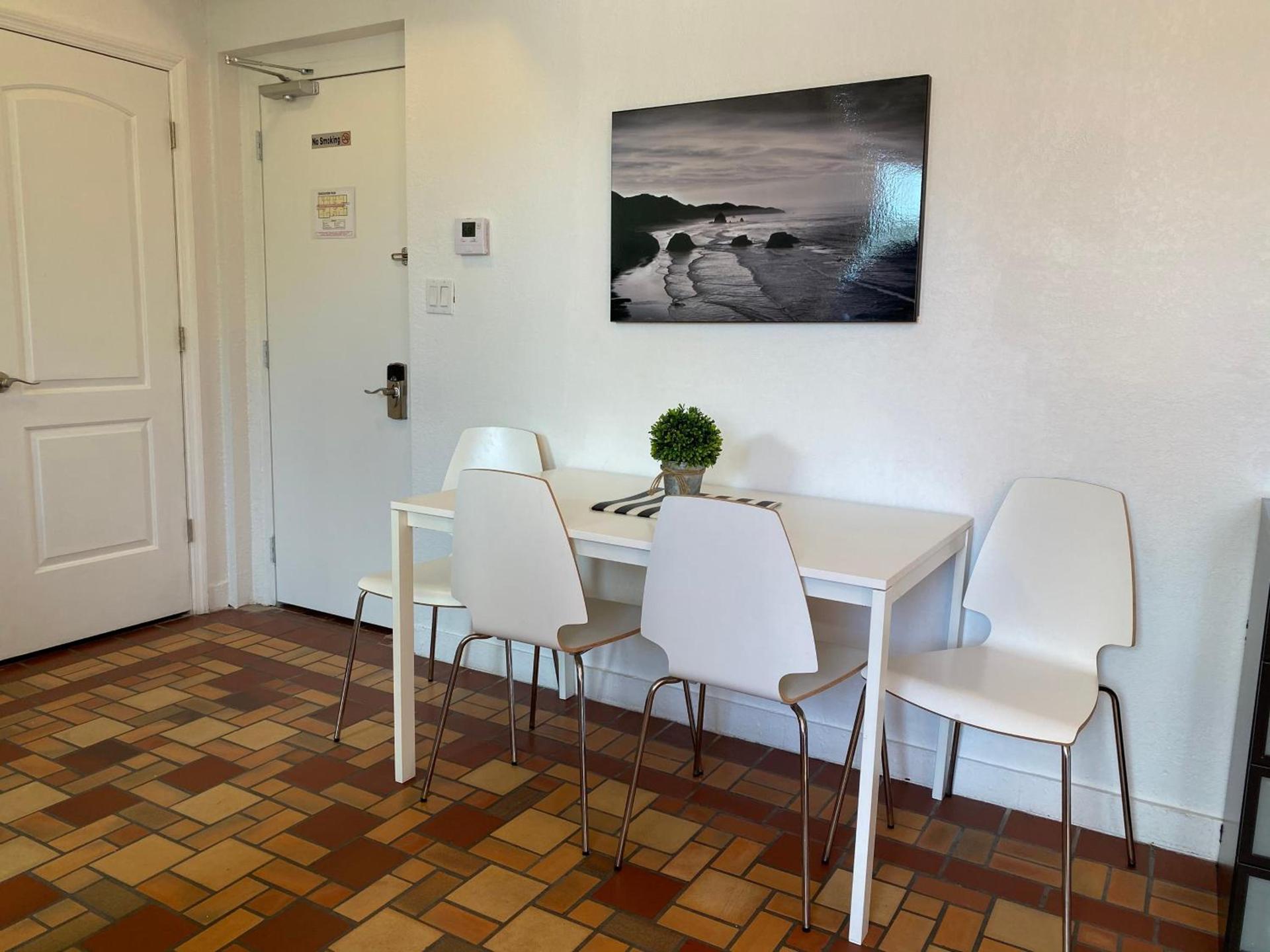 Harding Boutique Apartments photo 32