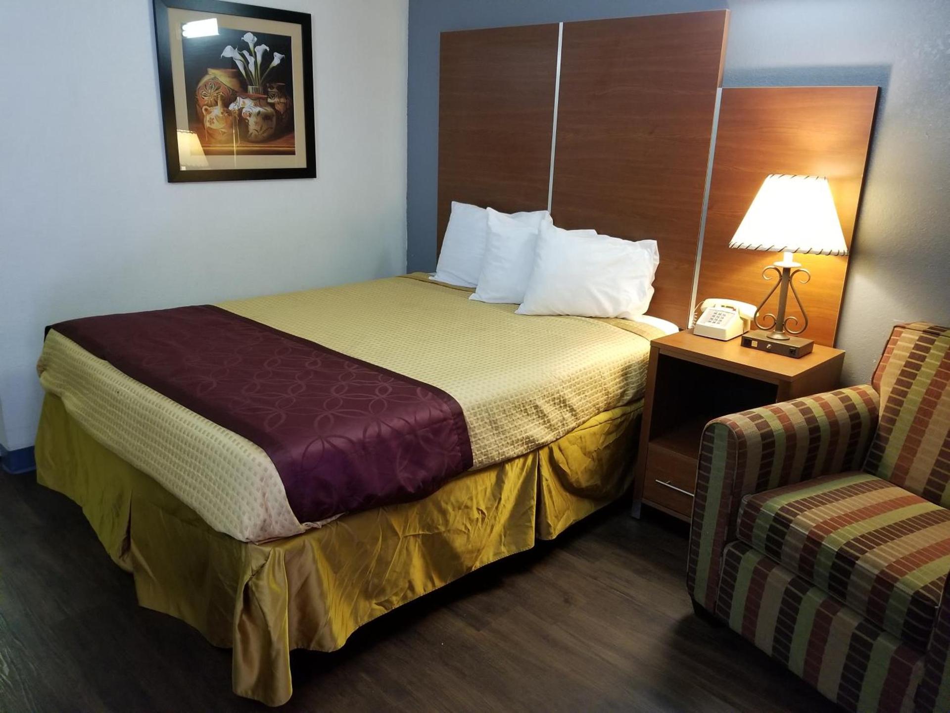 Travelodge by Wyndham Albuquerque West photo 5