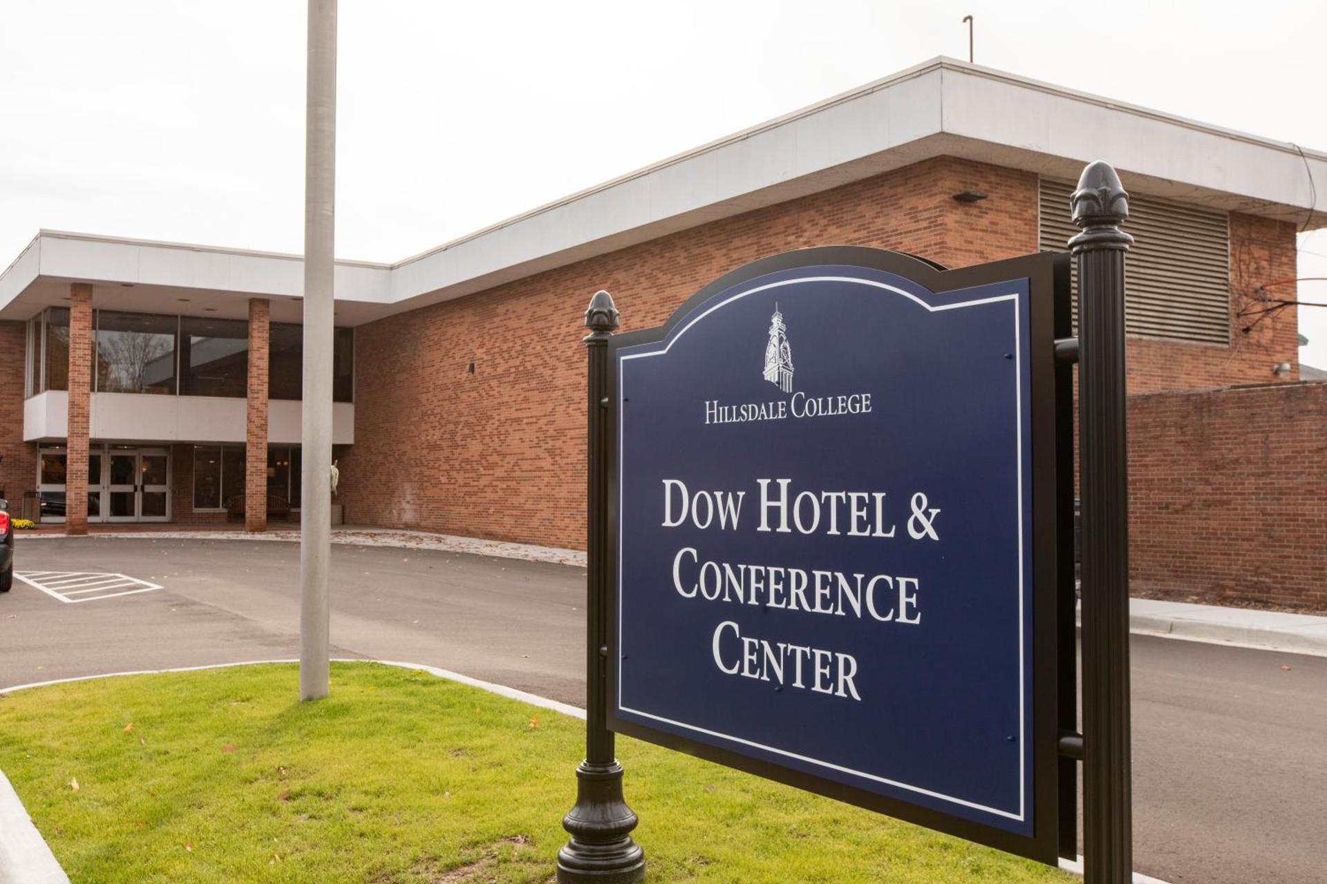 Hillsdale College Dow Hotel and Conference Center photo 3