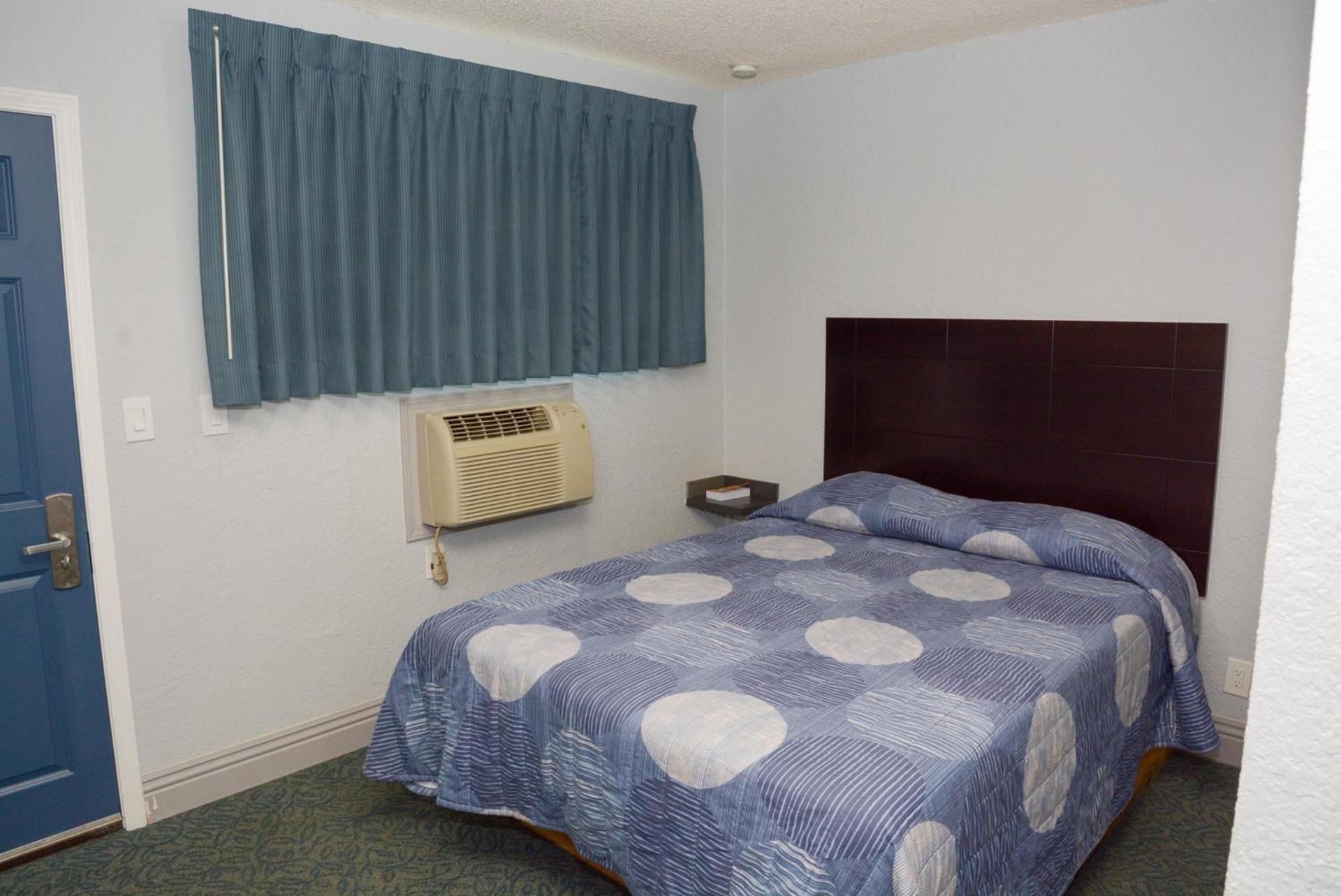 Comet Motel photo 6