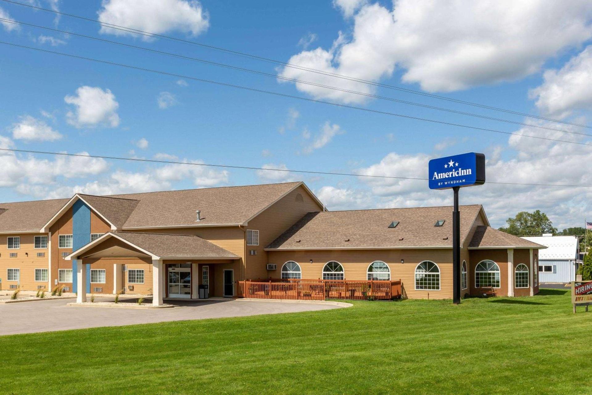 AmericInn by Wyndham Jefferson photo 25