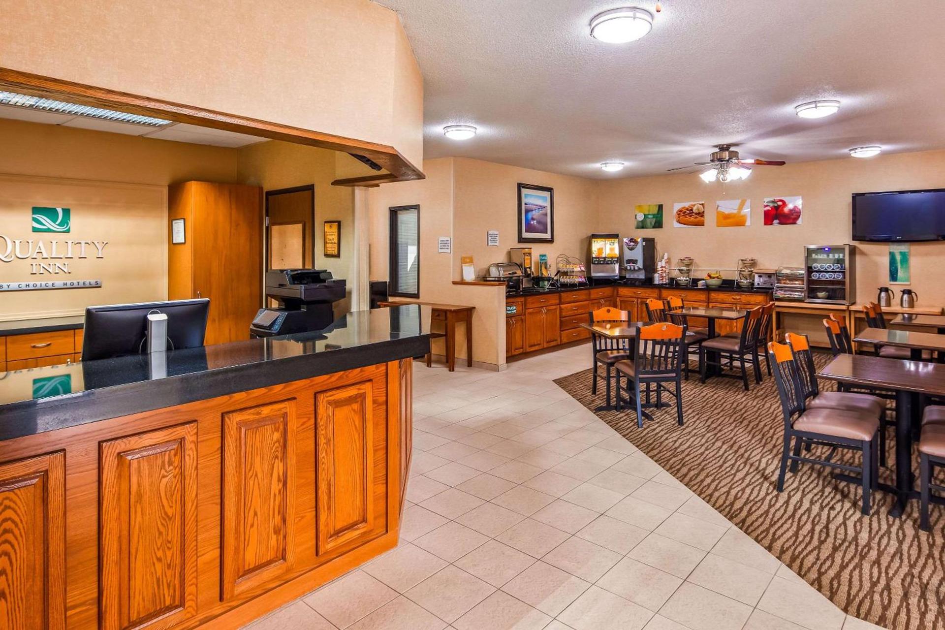 Quality Inn Tomah photo 3