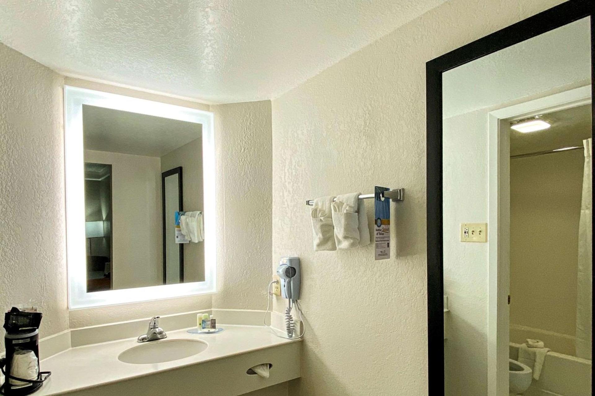 Quality Inn Harlingen photo 7