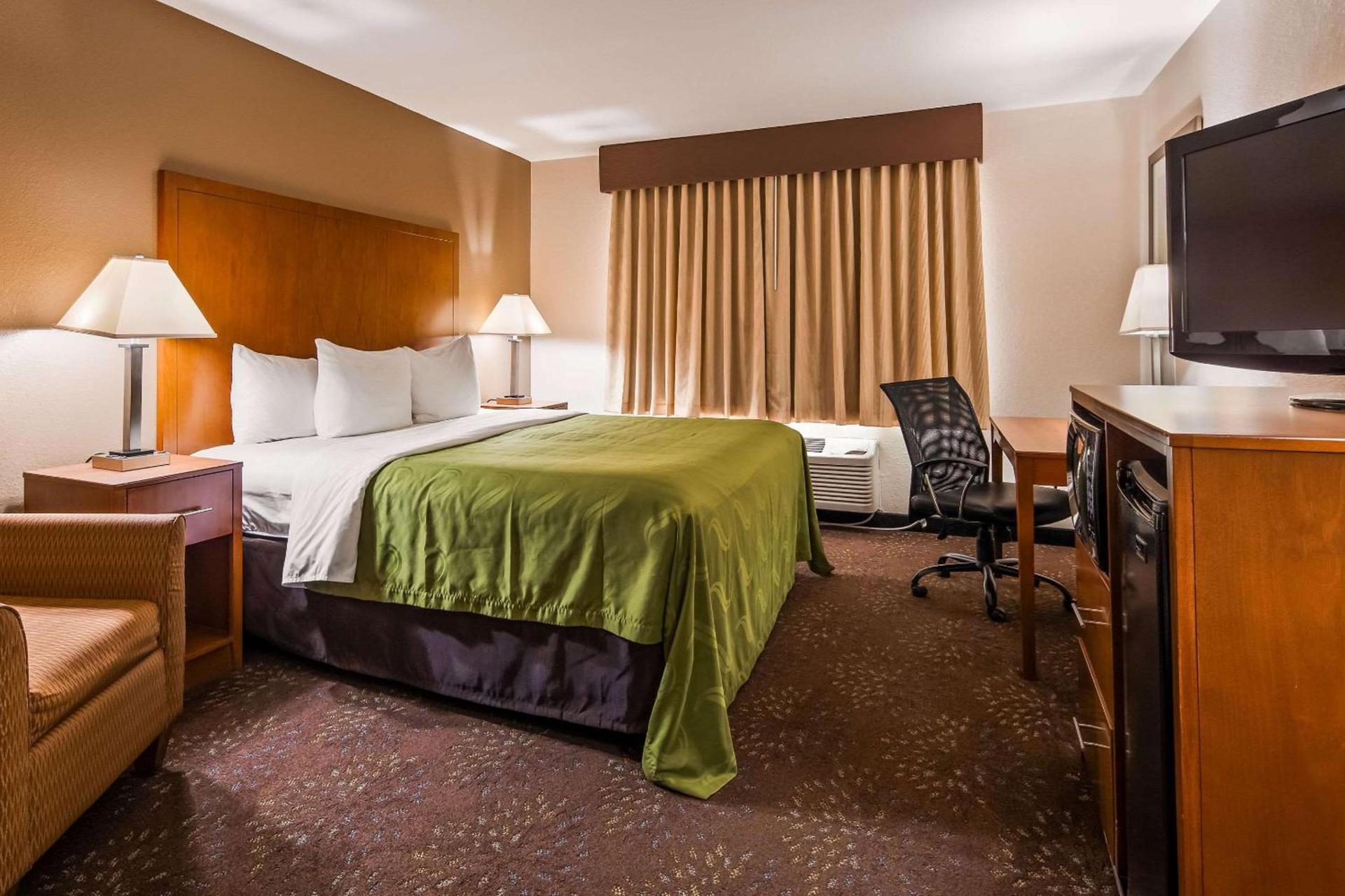 Quality Inn Tomah photo 12