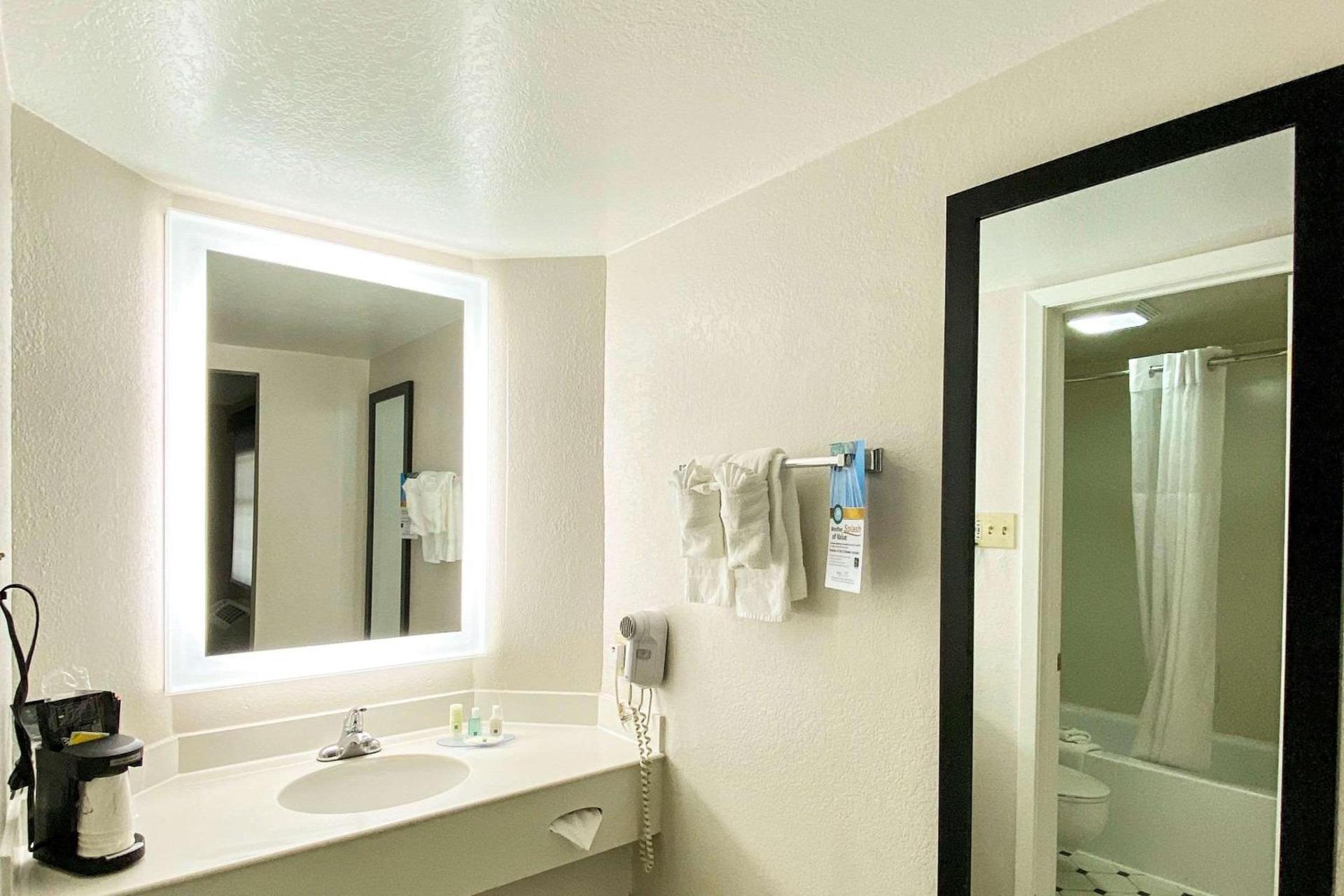 Quality Inn Harlingen photo 14