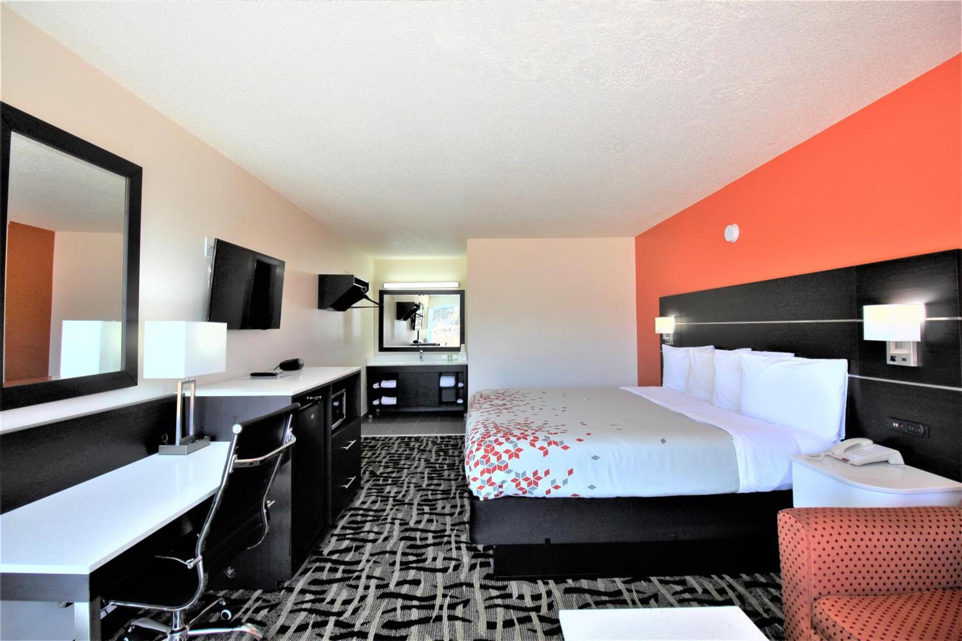 Travel Inn Eutaw photo 7